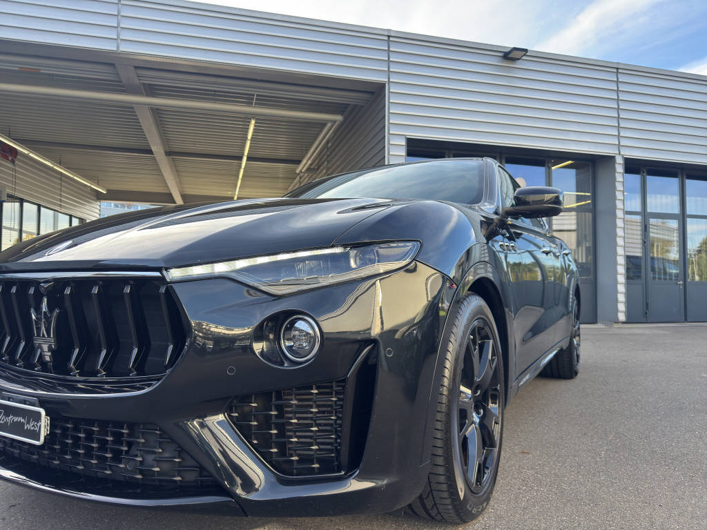 MASERATI Levante 3.0 V6 Modena S-image-12