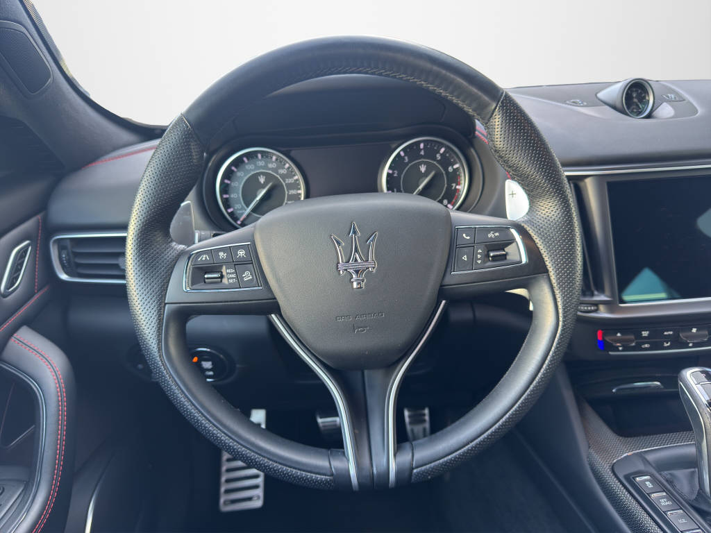 MASERATI Levante 3.0 V6 Modena S-image-9