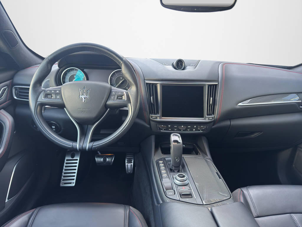 MASERATI Levante 3.0 V6 Modena S-image-13