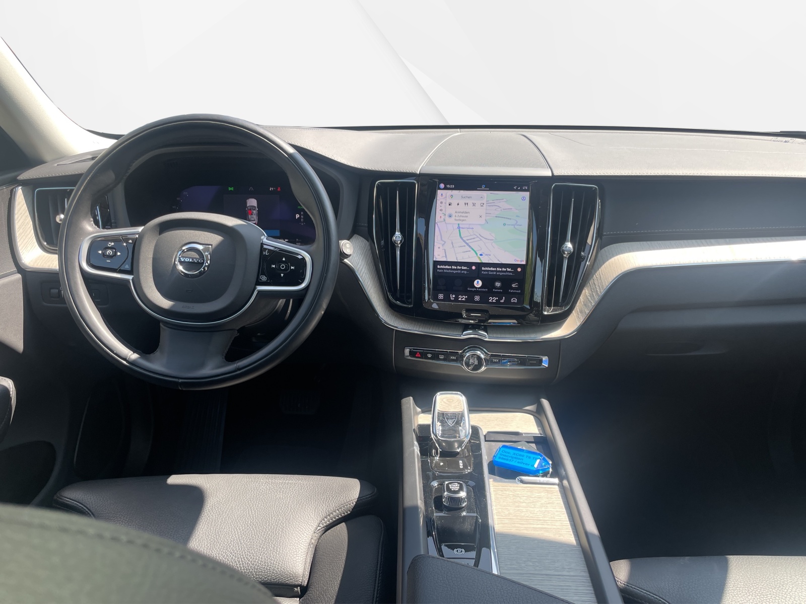 VOLVO XC60 2.0 T6 TE Inscription eAWD-image-10
