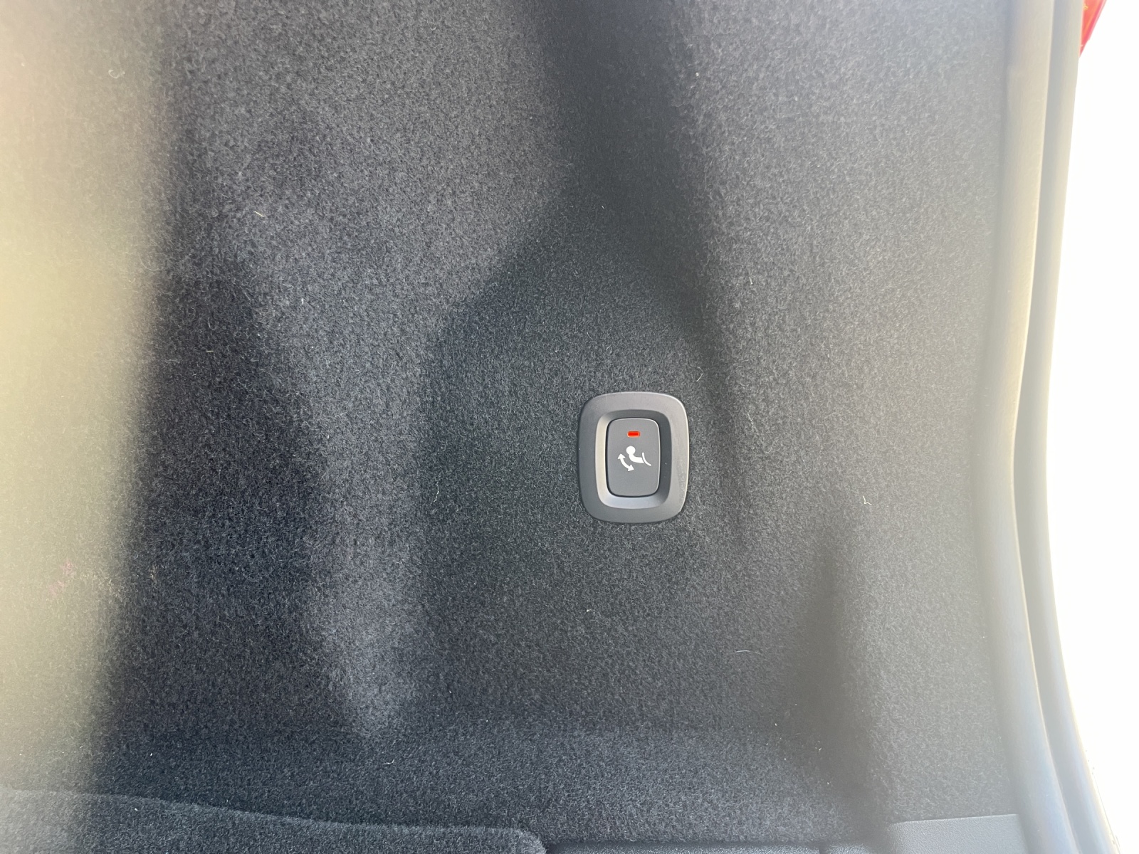 VOLVO XC60 2.0 T6 TE Inscription eAWD-image-15