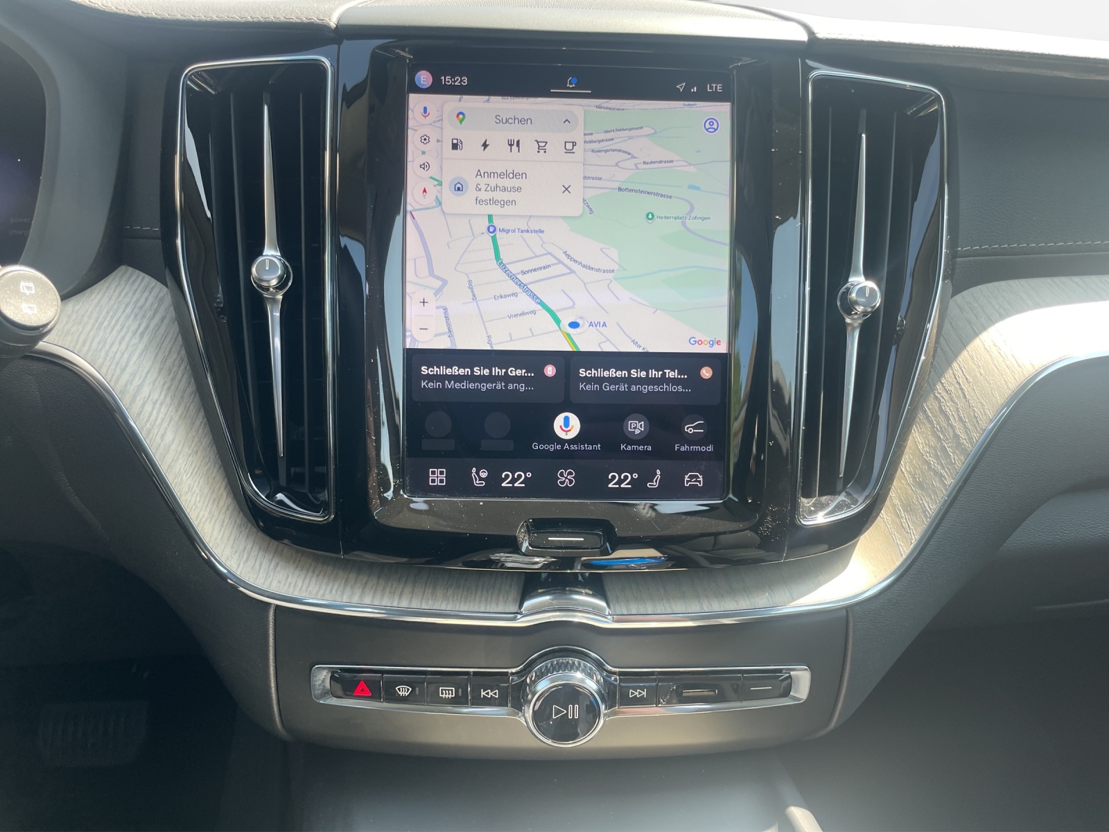 VOLVO XC60 2.0 T6 TE Inscription eAWD-image-12