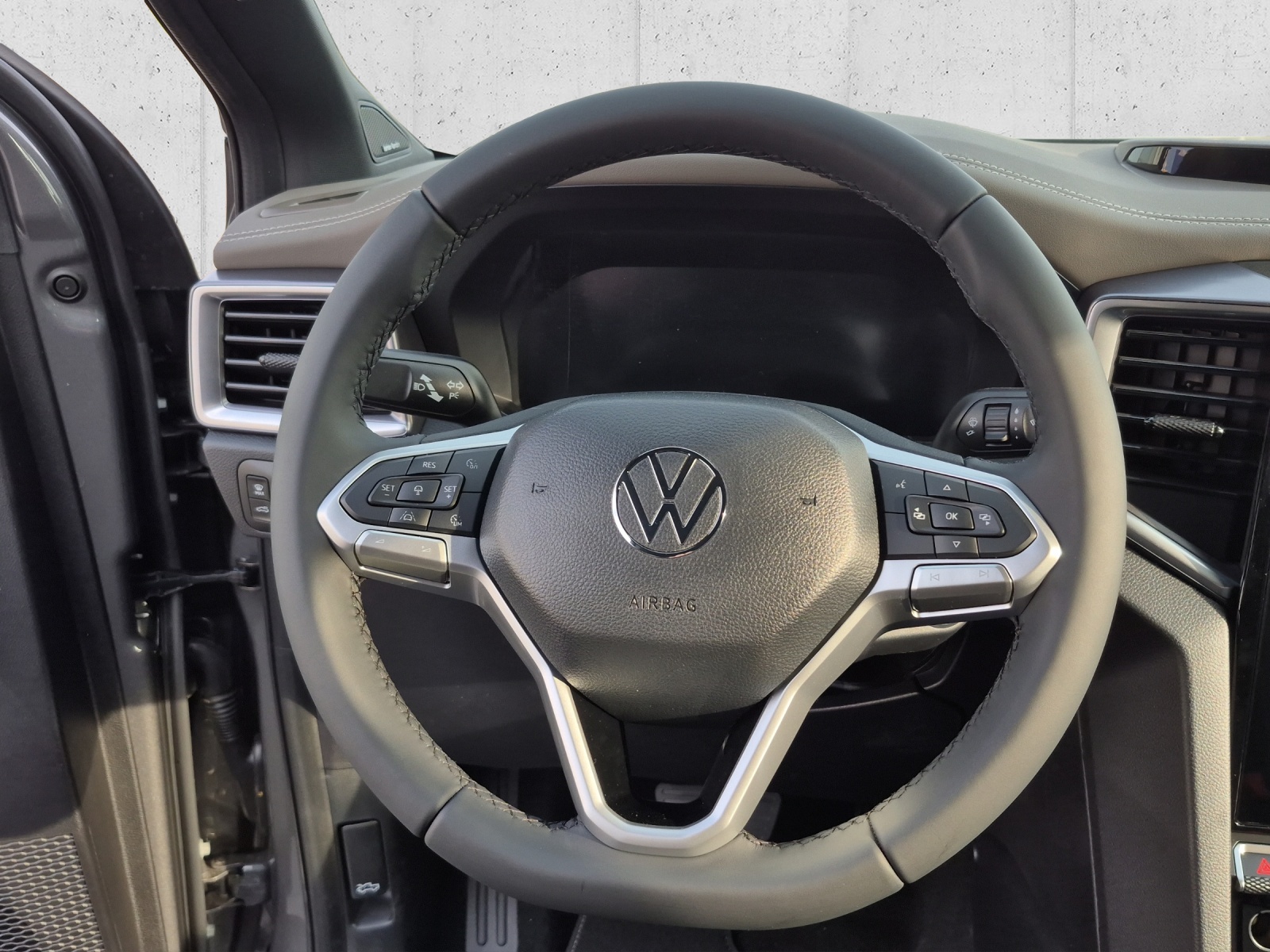 VW Amarok 3.0TDI Aventura Winter 1-image-9