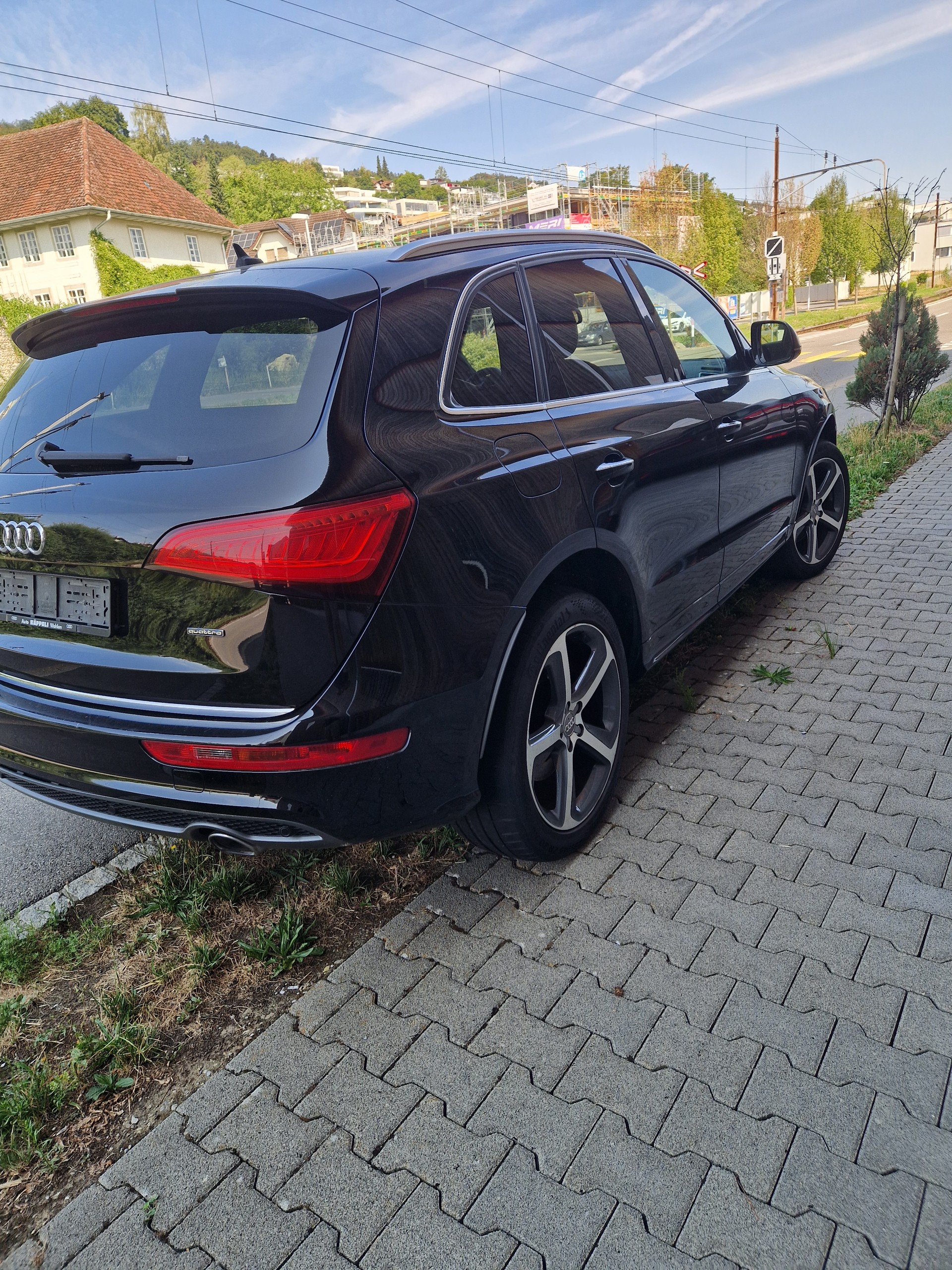 AUDI Q5 3.0 TDI clean quattro S-tronic-image-5