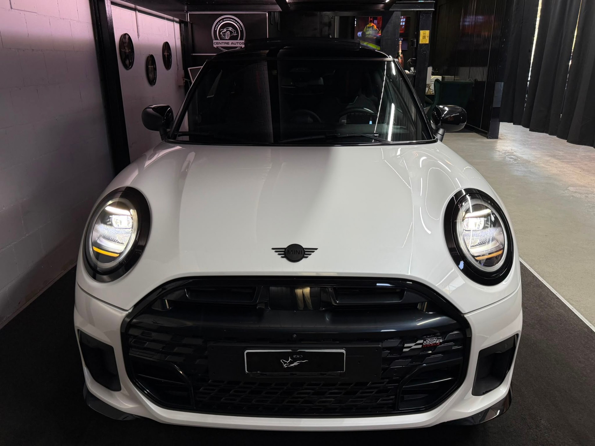 MINI Cooper S DKG JCW / CH Fahrzeug / XL Pack / Garantie Mini etc...-image-5