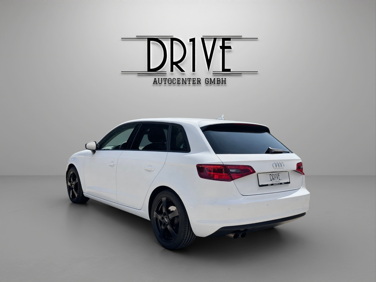 AUDI A3 Sportback 1.8 TFSI Attraction-image-6