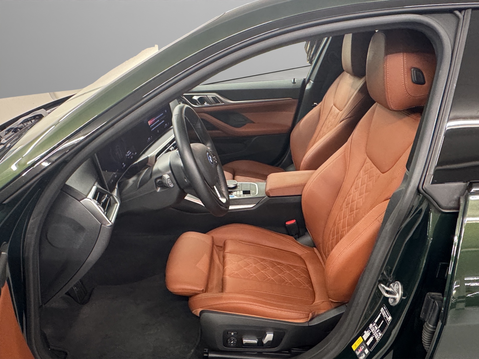 BMW i4 eDrive40-image-9