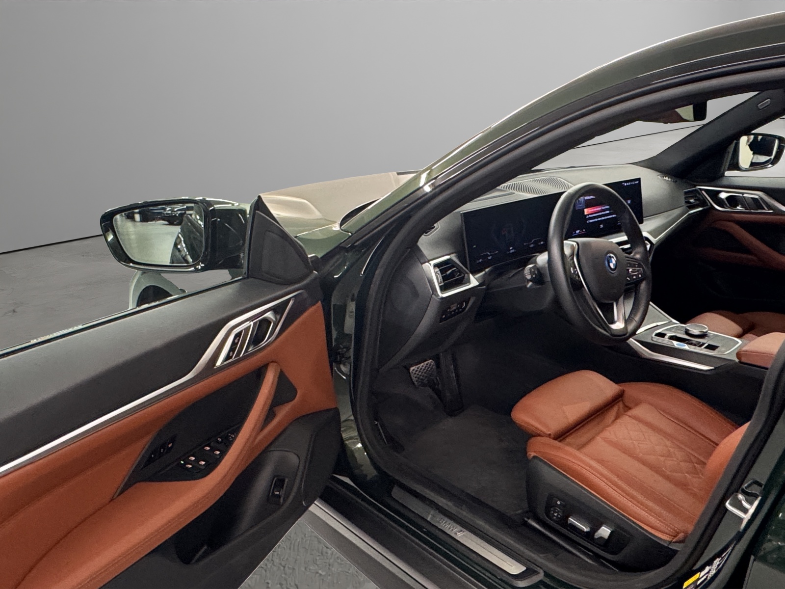 BMW i4 eDrive40-image-10