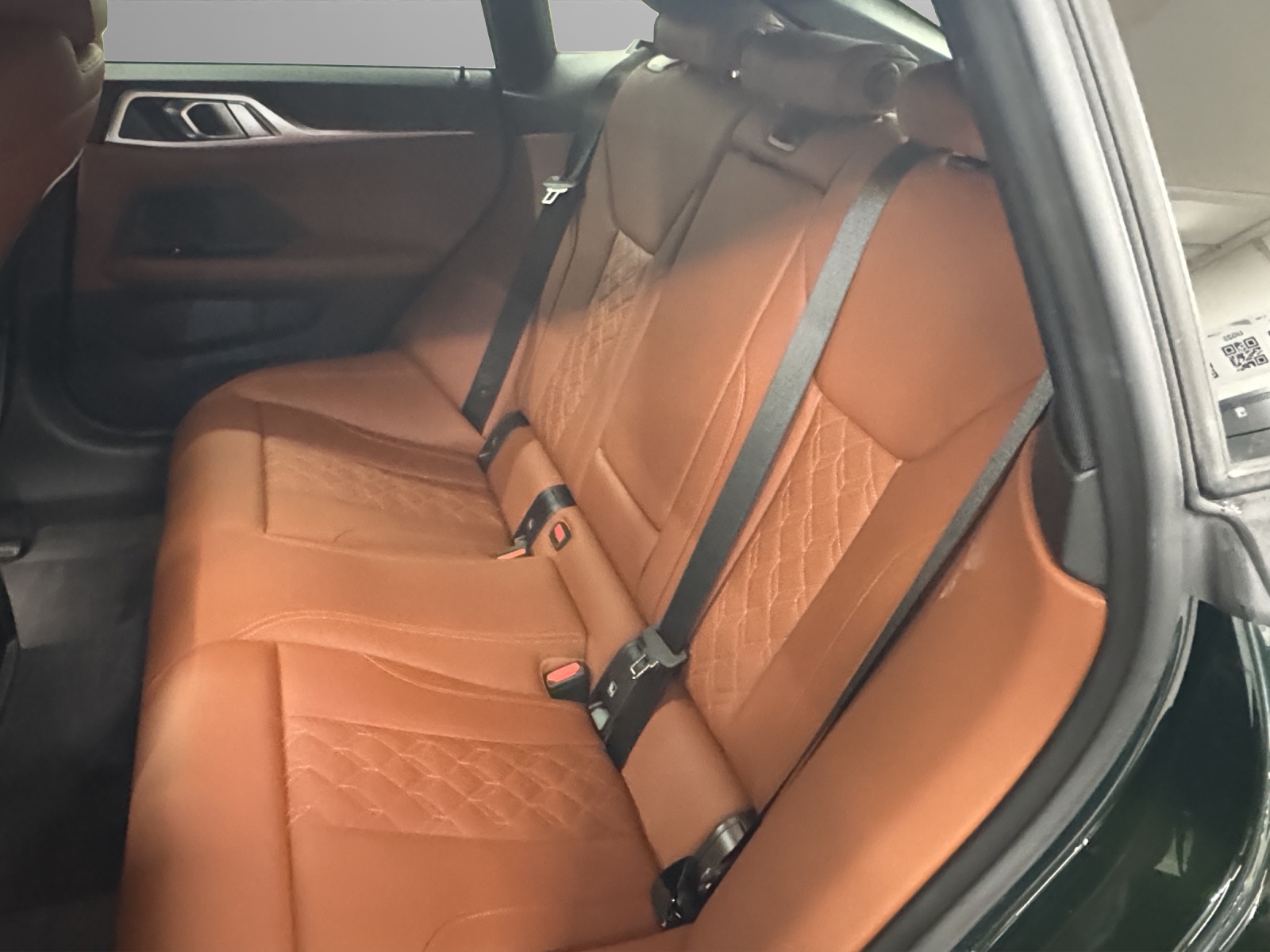 BMW i4 eDrive40-image-12