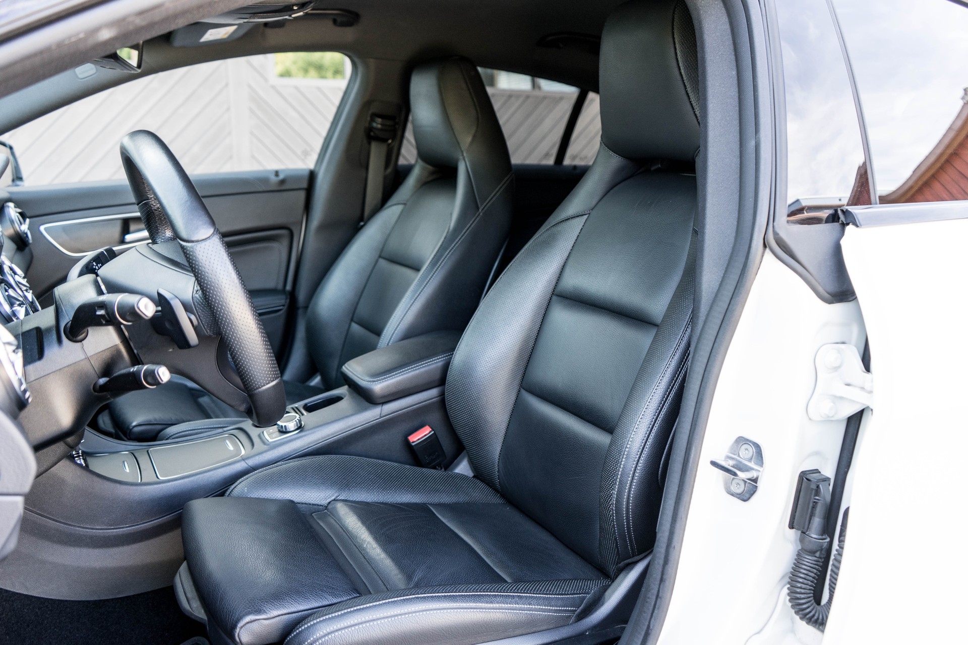 MERCEDES-BENZ CLA Shooting Brake 200 7G EXCLUSIV KESKIN-image-14
