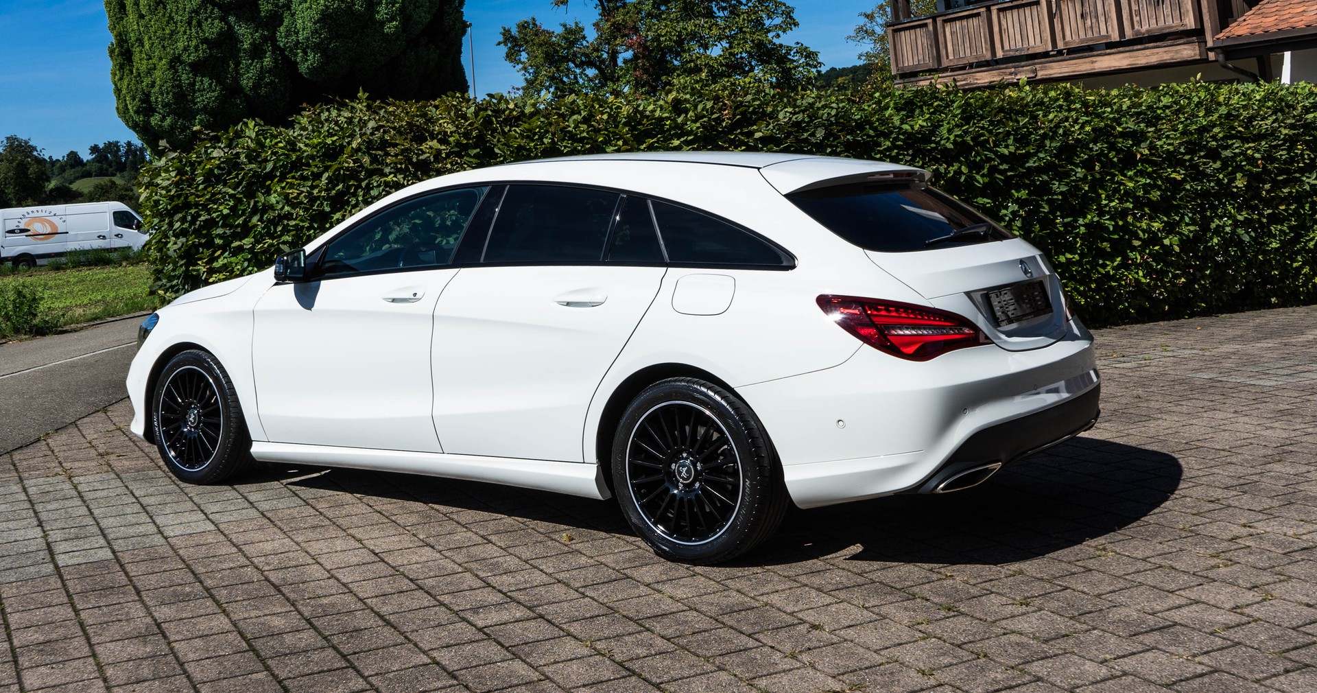 MERCEDES-BENZ CLA Shooting Brake 200 7G EXCLUSIV KESKIN-image-6
