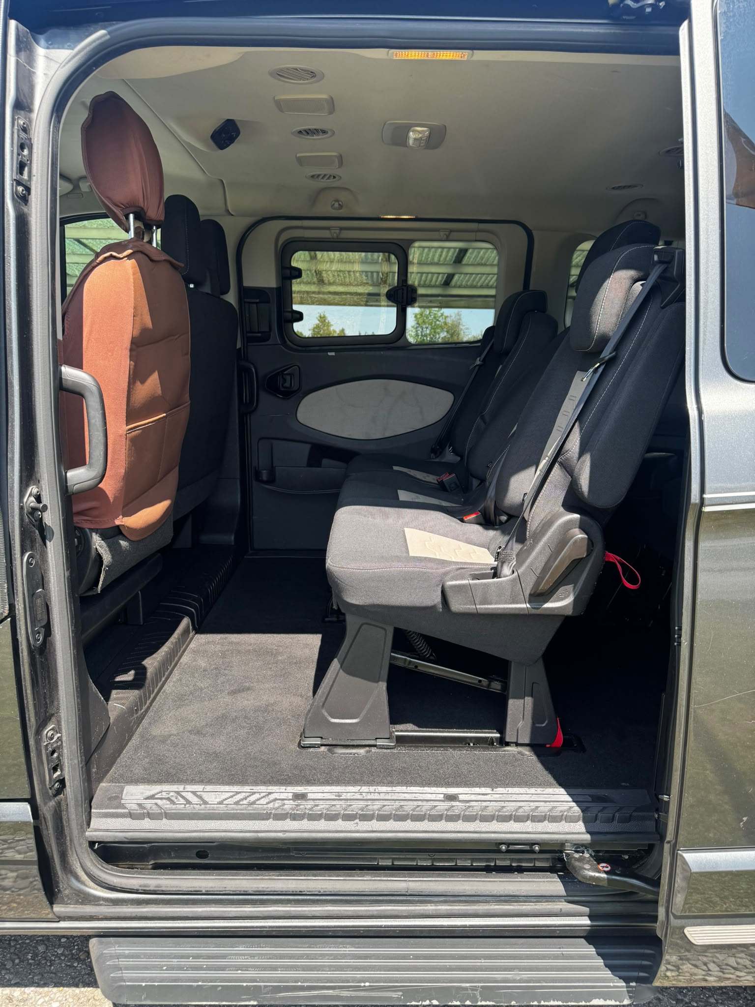 FORD Tourneo Custom 310 L1H1 Titanium-image-11