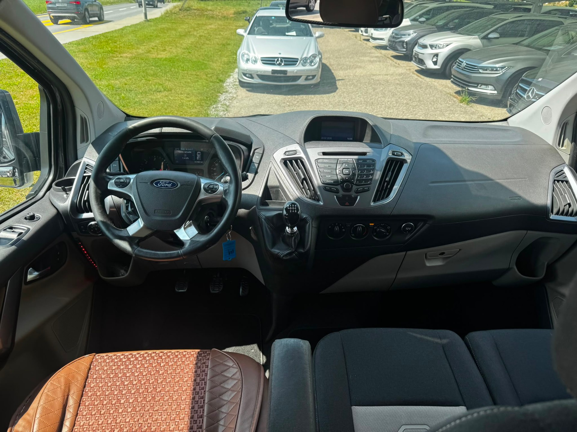 FORD Tourneo Custom 310 L1H1 Titanium-image-9