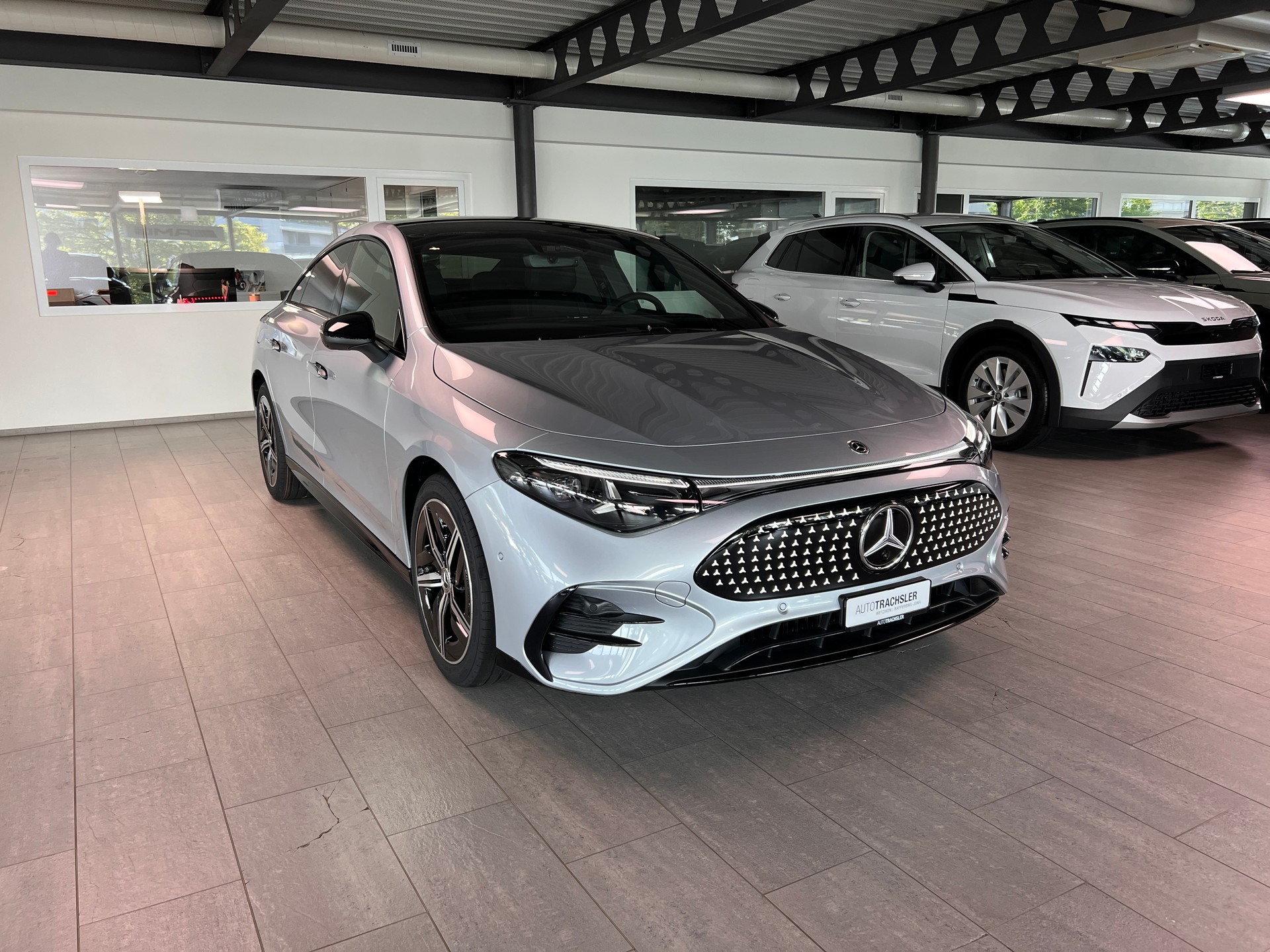 MERCEDES-BENZ CLA 350 4 Matic 85 kWh EQ-image-2