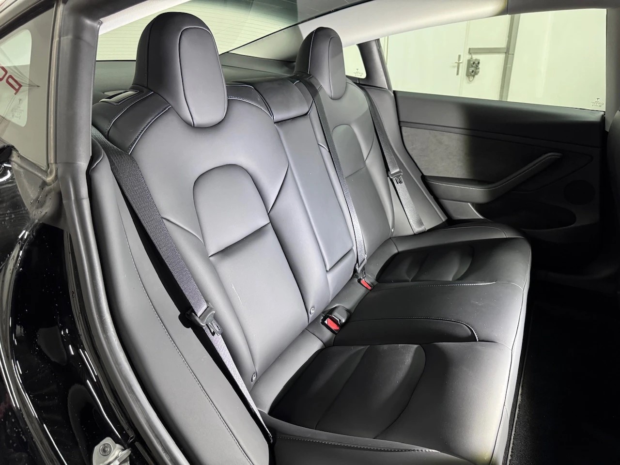 TESLA Model 3 Black-Performance 513 PSDual Motor AWD / Wärmepumpe // inkl. Full Self Drive Autopilot-image-8