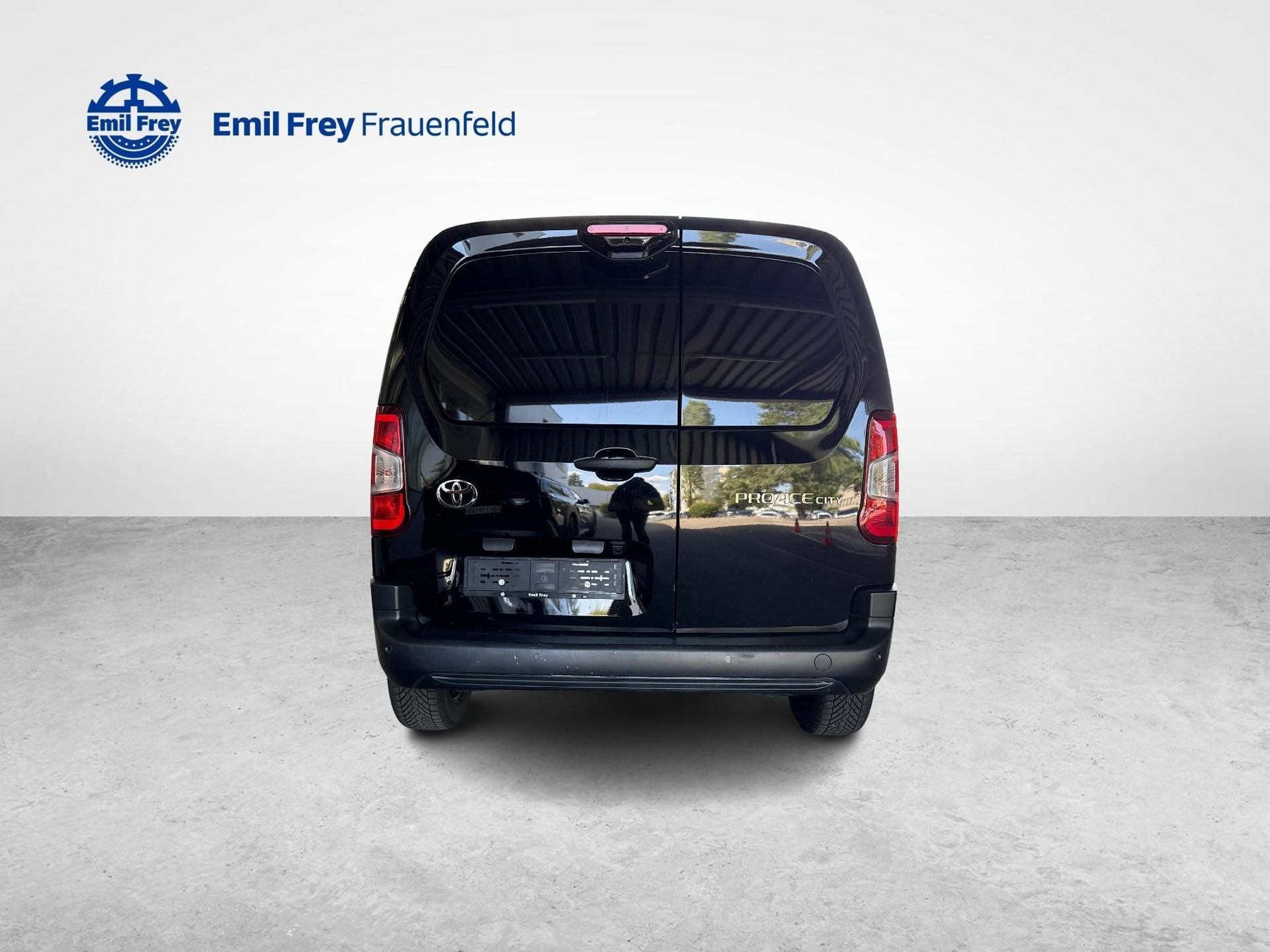 TOYOTA PROACE CITY Van L1 1.2 Advanced-image-3
