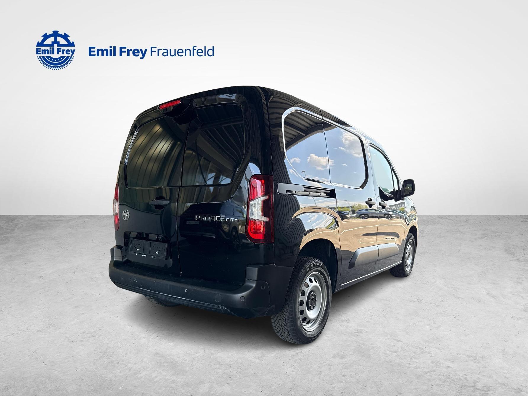 TOYOTA PROACE CITY Van L1 1.2 Advanced-image-4