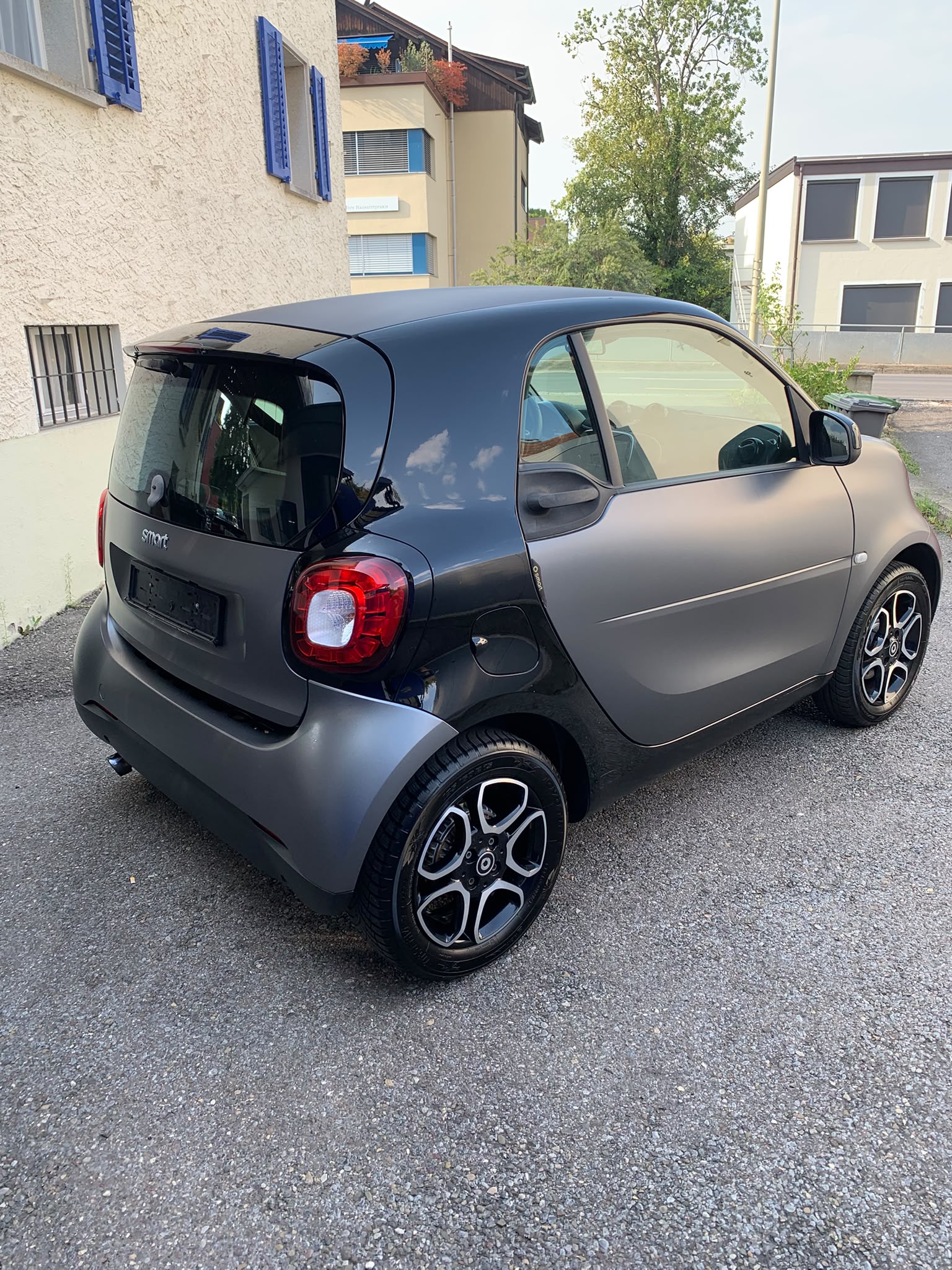 SMART fortwo Grey&Black Edition-image-3