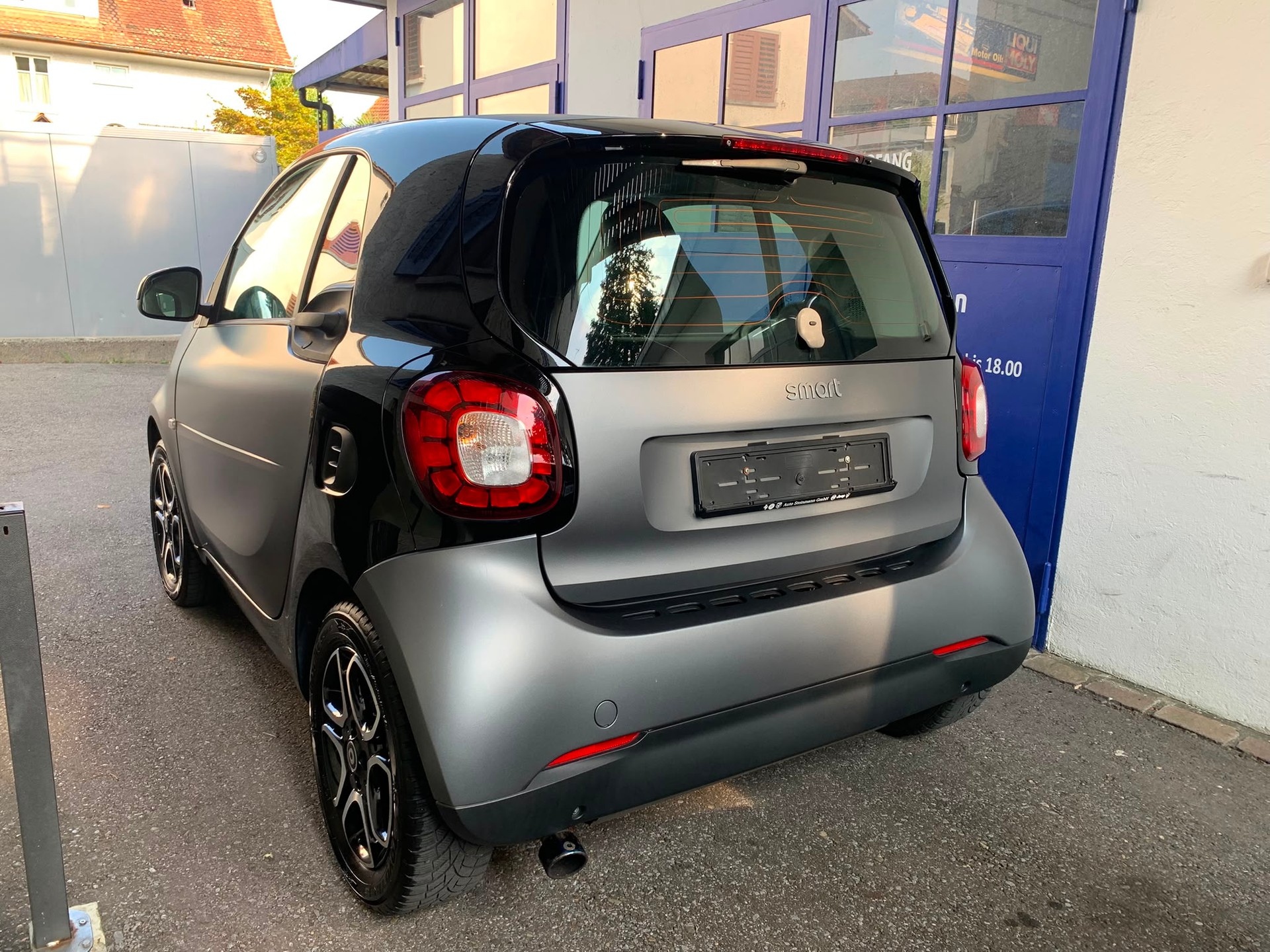 SMART fortwo Grey&Black Edition-image-4