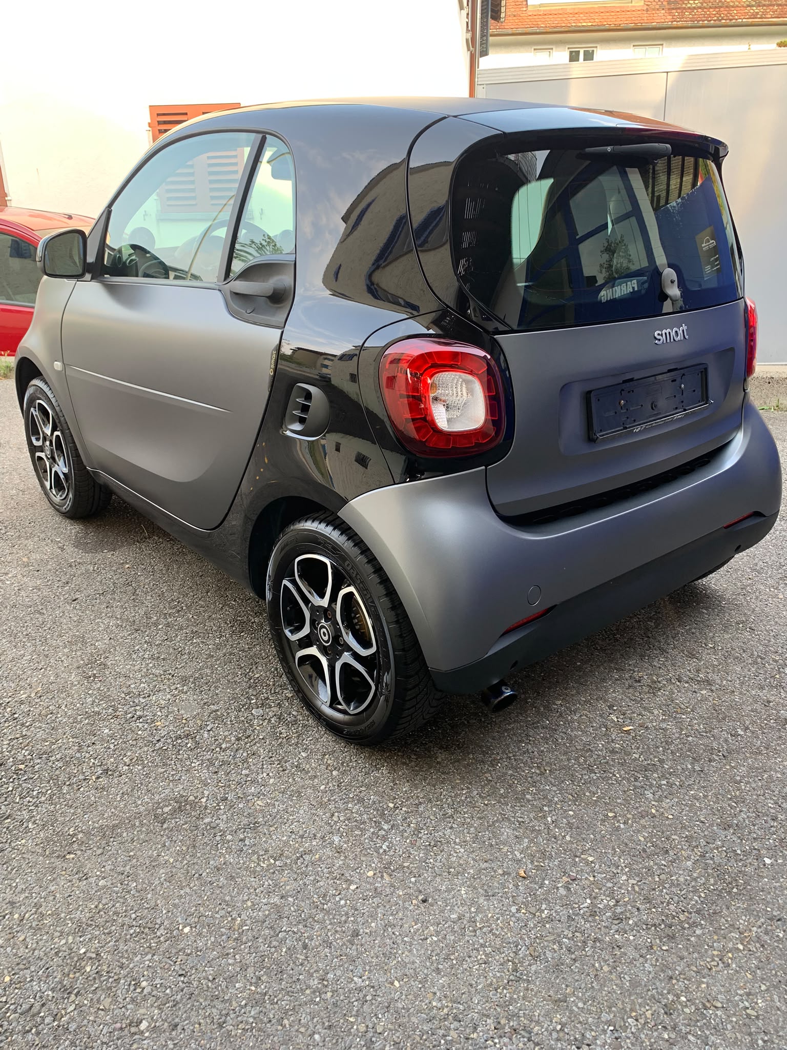 SMART fortwo Grey&Black Edition-image-2