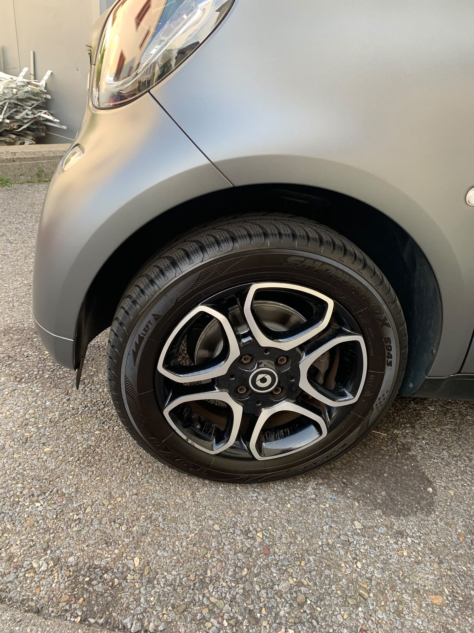 SMART fortwo Grey&Black Edition-image-5