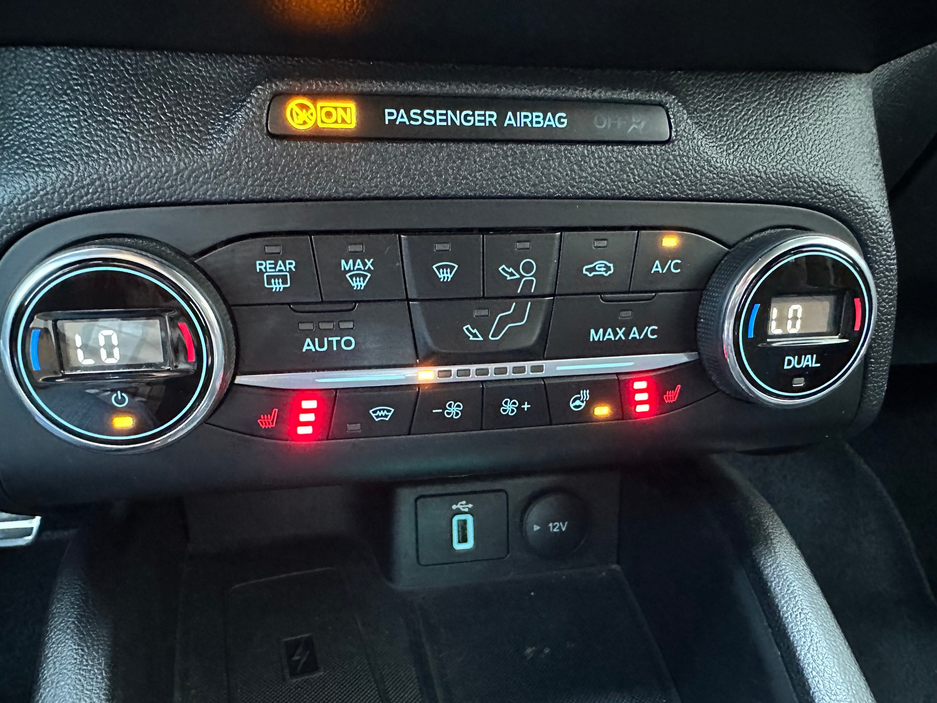 FORD Focus 1.0 SCTi Trend+-image-18