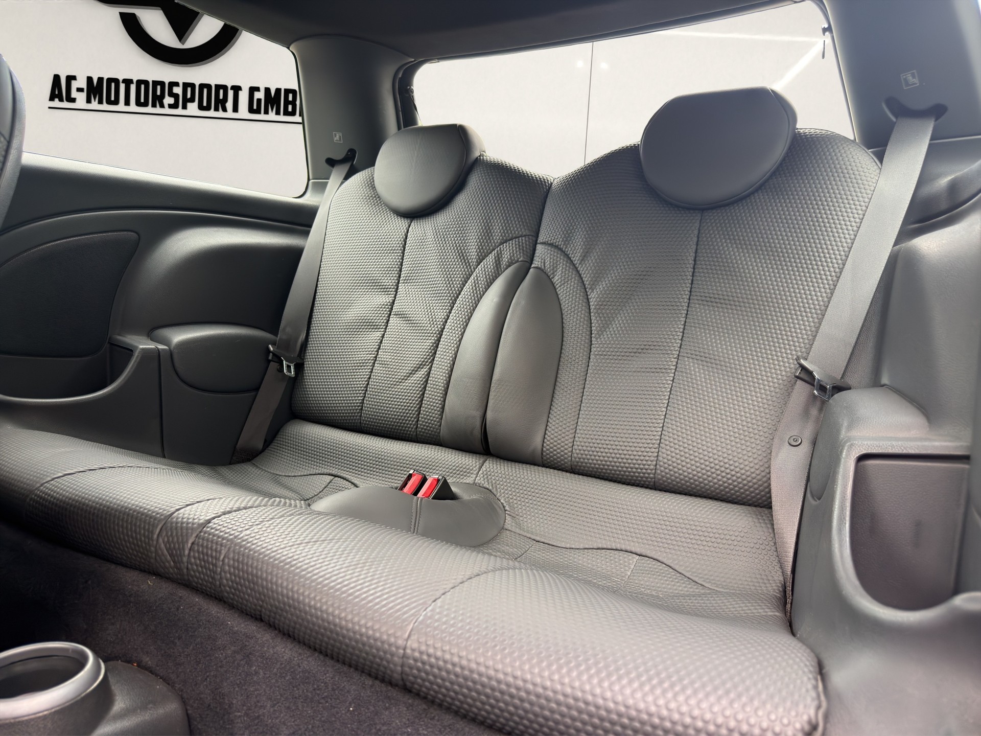 MINI Cooper-image-11