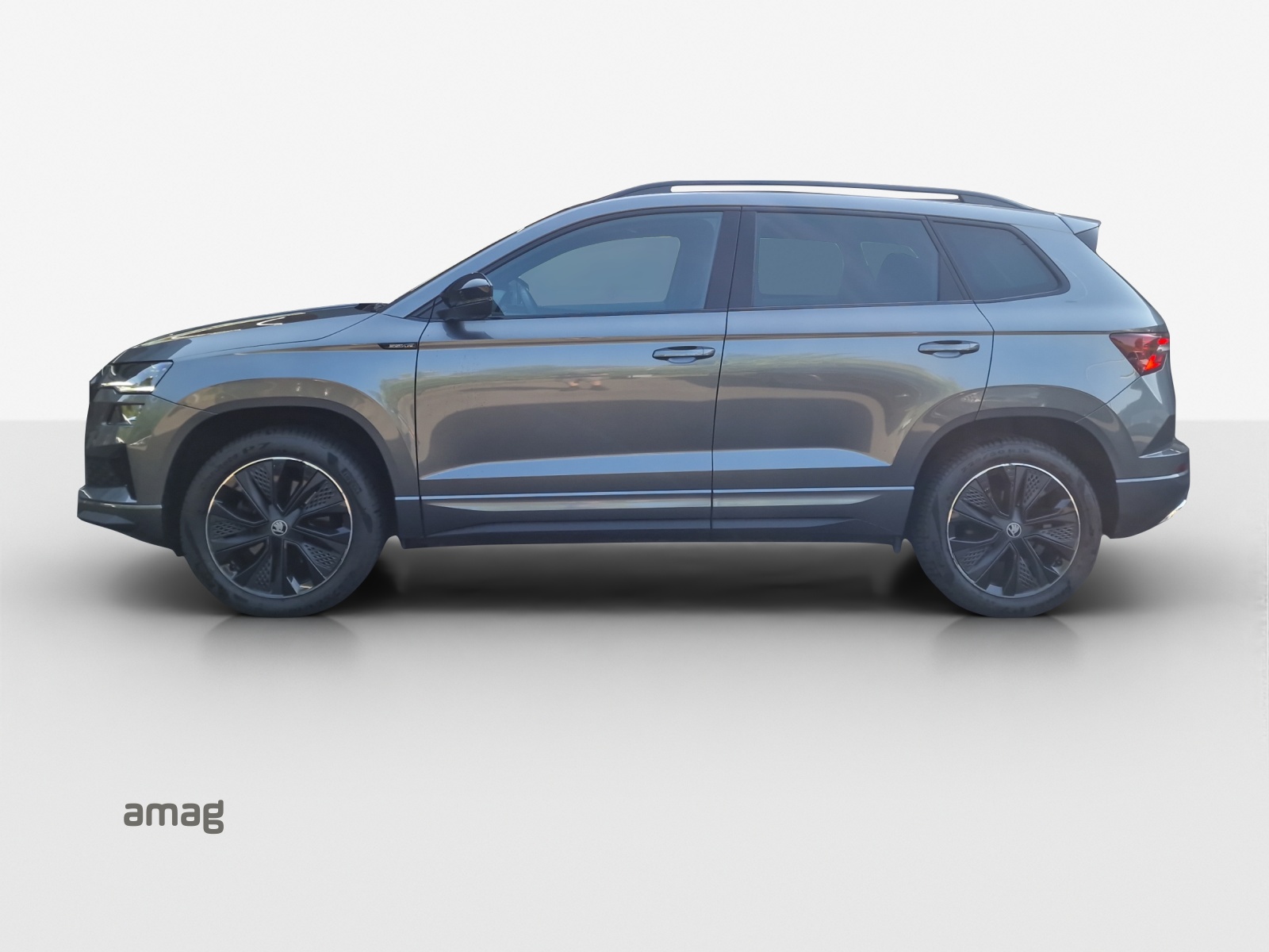 SKODA Karoq 2.0 TSI SportLine 4x4 DSG-image-1