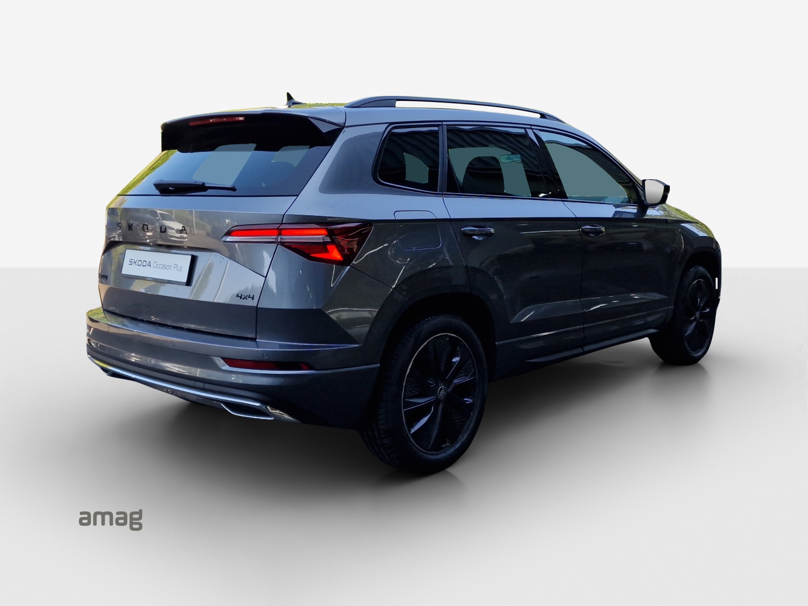 SKODA Karoq 2.0 TSI SportLine 4x4 DSG-image-4