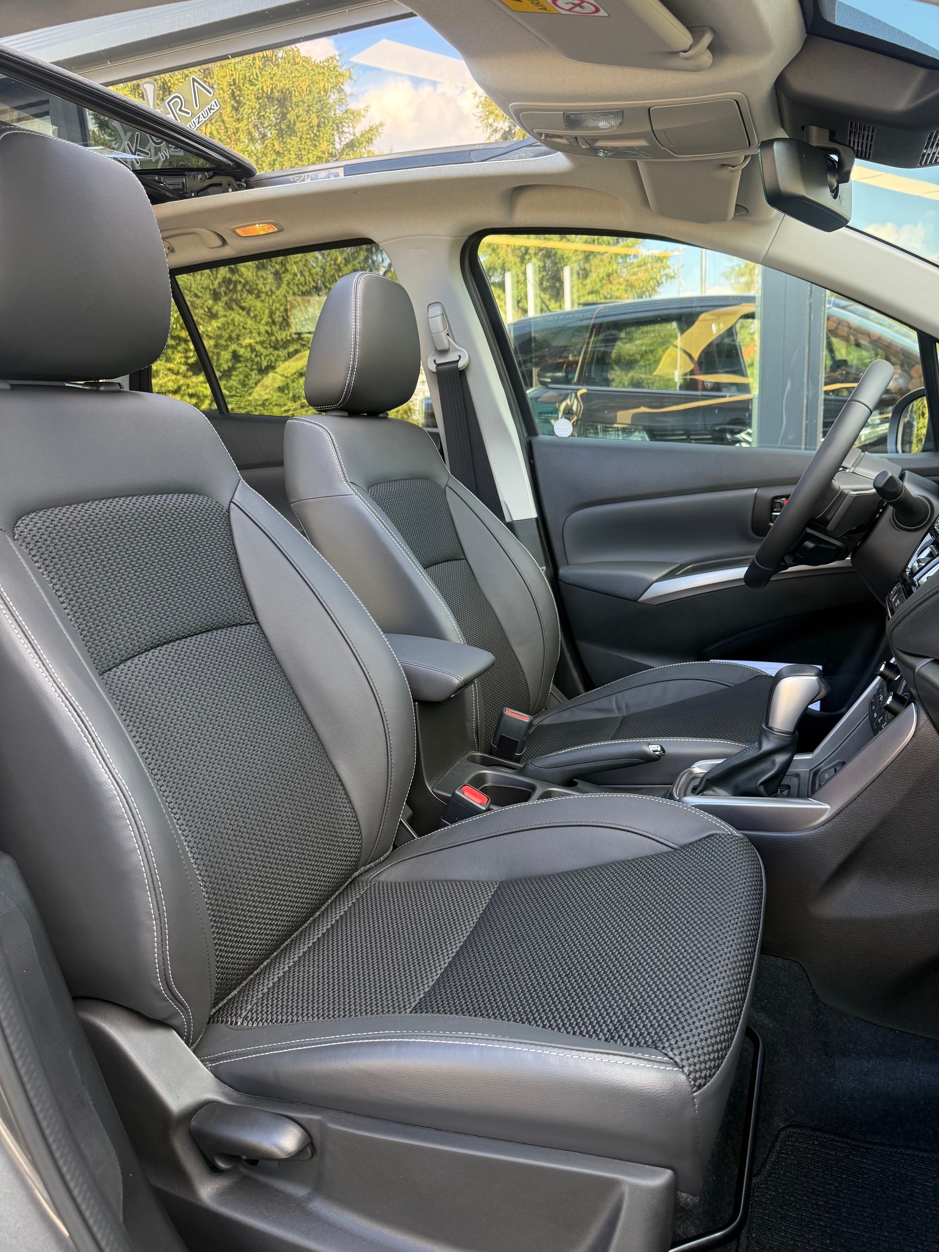 SUZUKI S-Cross 1.4 16V Piz Sulai Top MHD 4WD Automatic-image-8