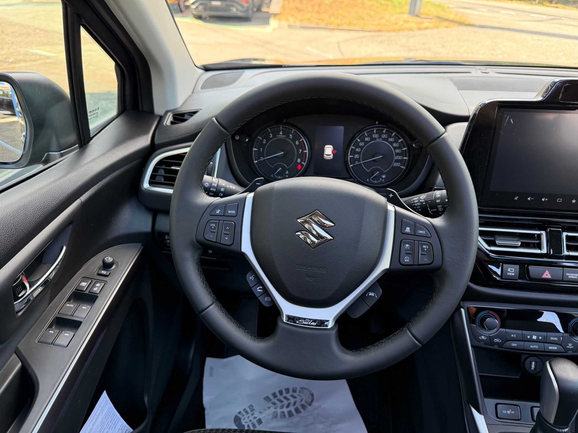 SUZUKI S-Cross 1.4 16V Piz Sulai Top MHD 4WD Automatic-image-10