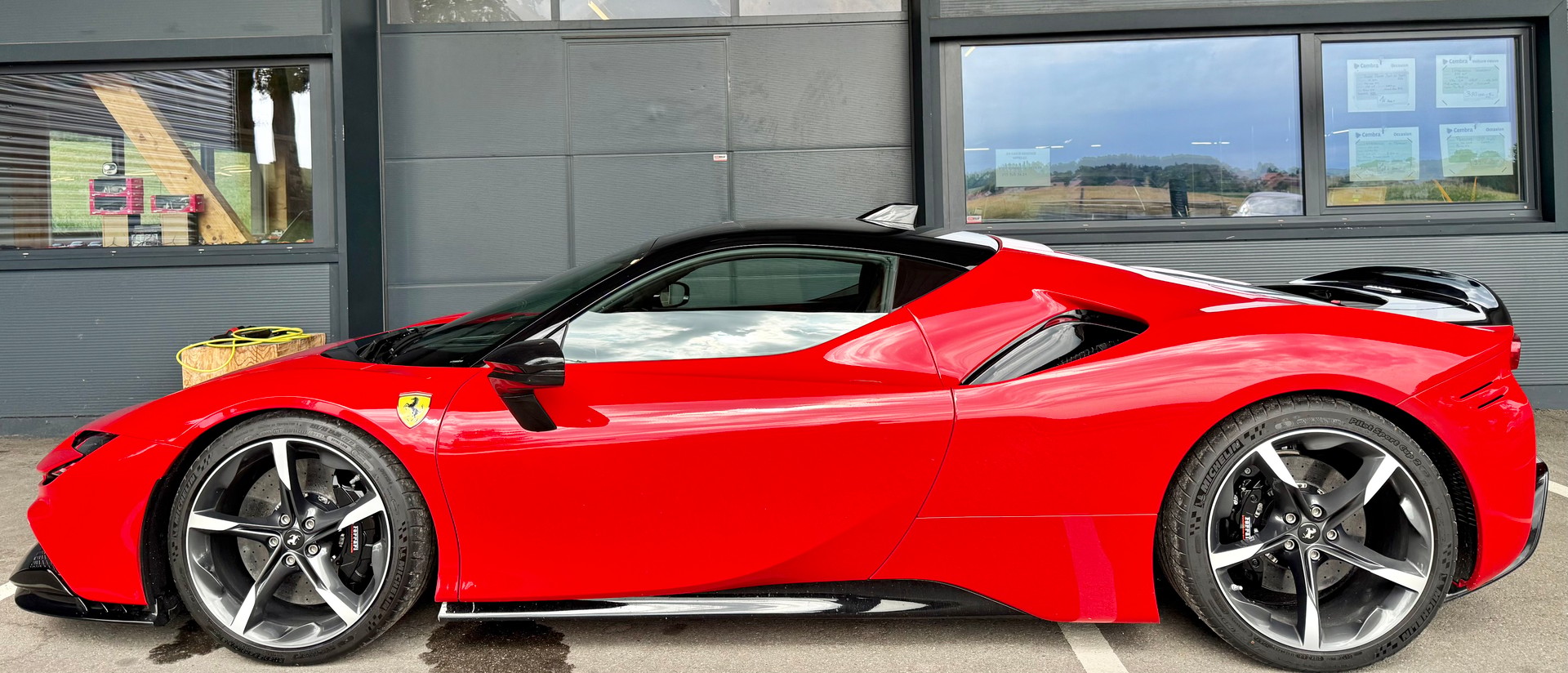 FERRARI SF90 Stradale-image-0