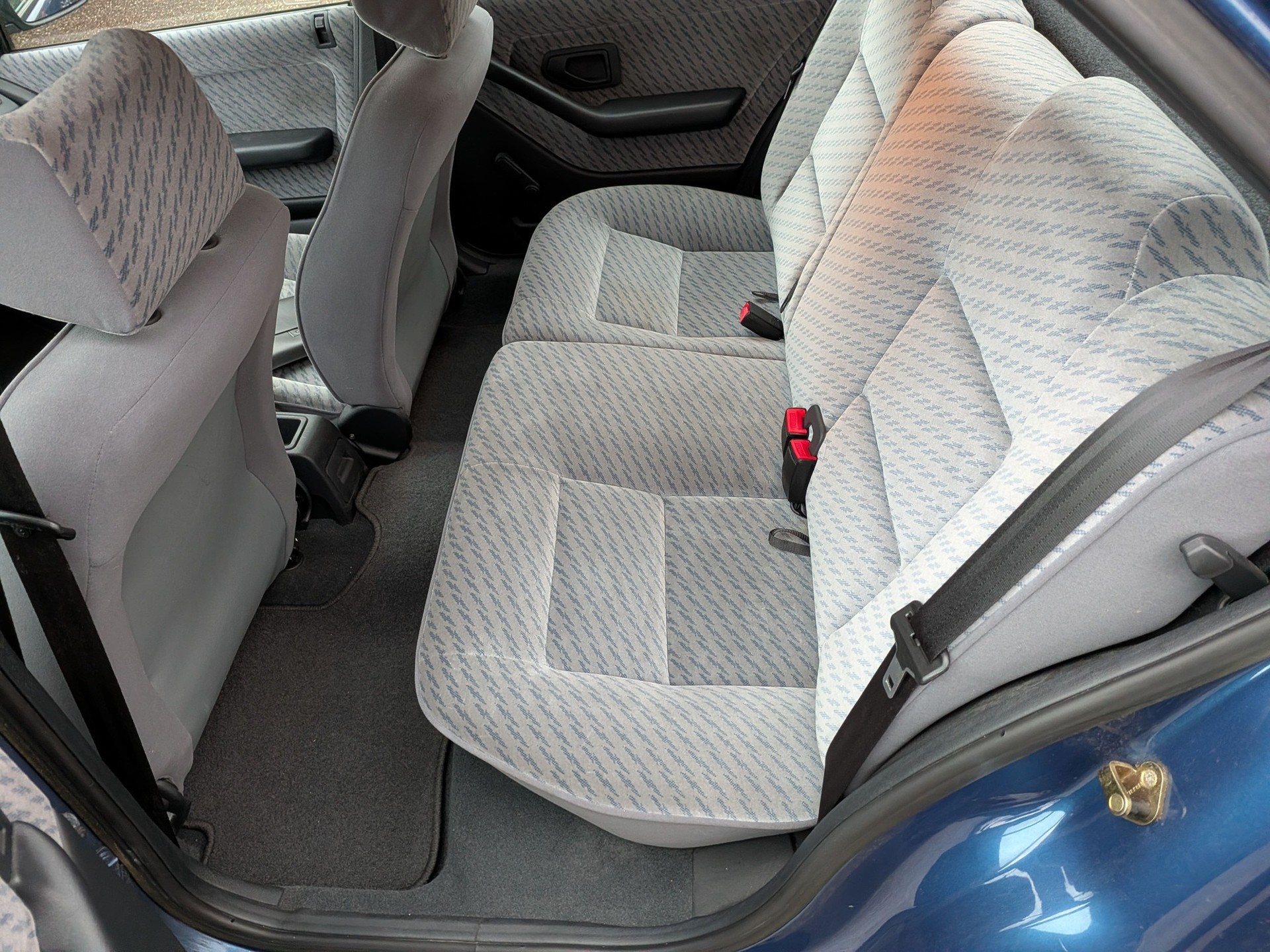 PEUGEOT 306 1.6 XT-image-17
