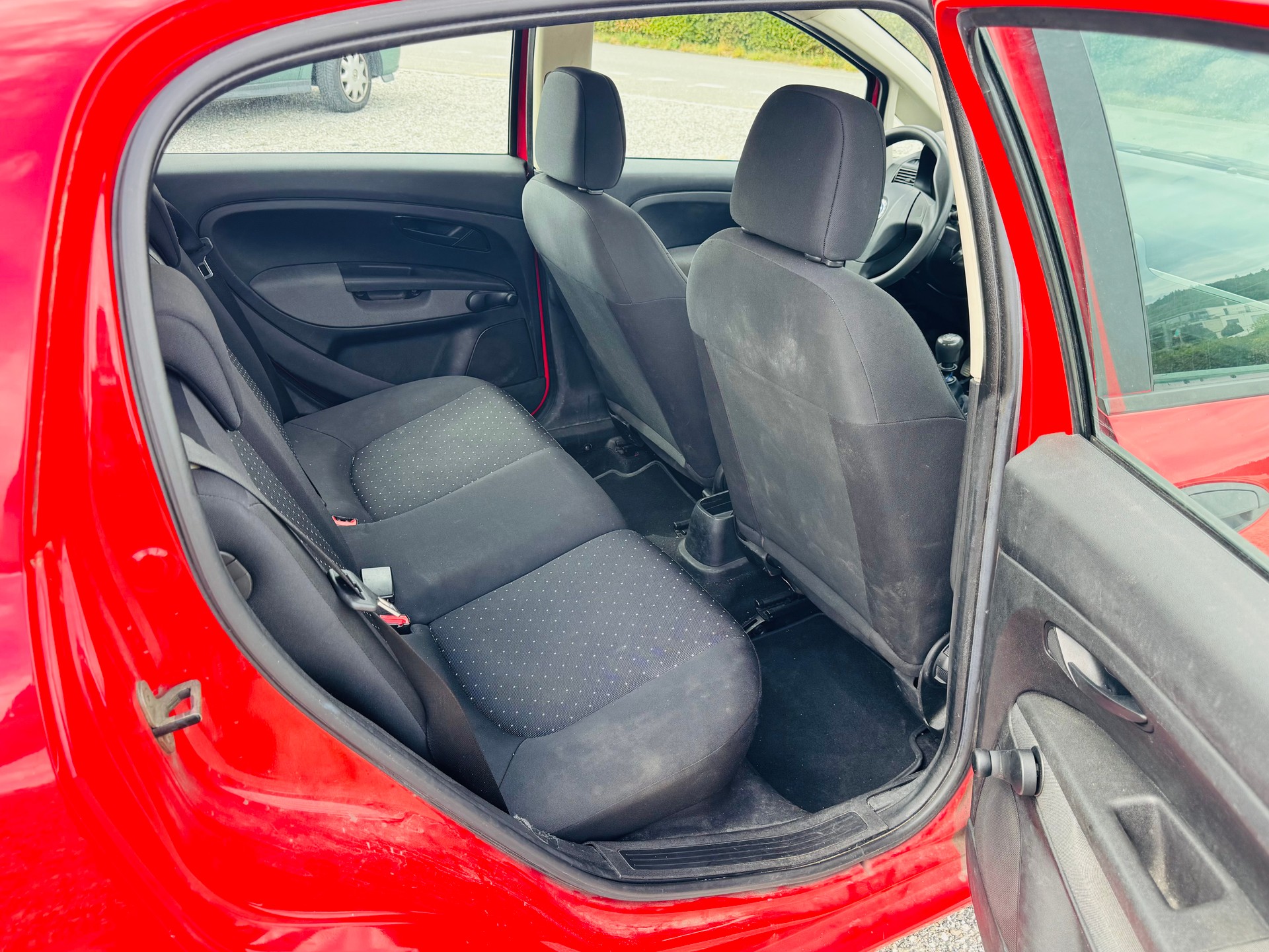 FIAT Punto 1.4 Dynamic-image-10