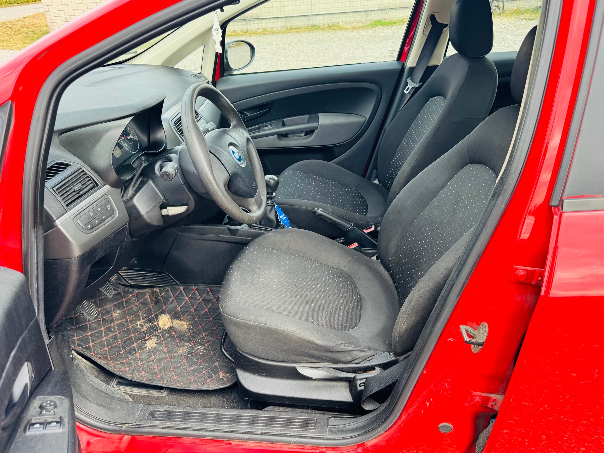 FIAT Punto 1.4 Dynamic-image-7