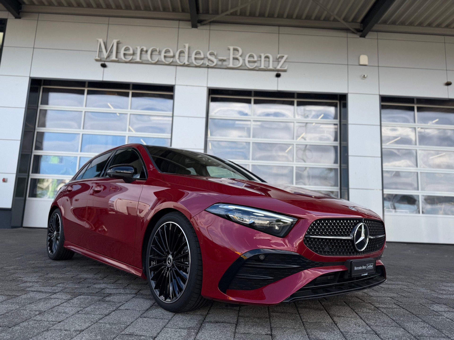 MERCEDES-BENZ A 250 AMG Line 4Matic 8G-DCT