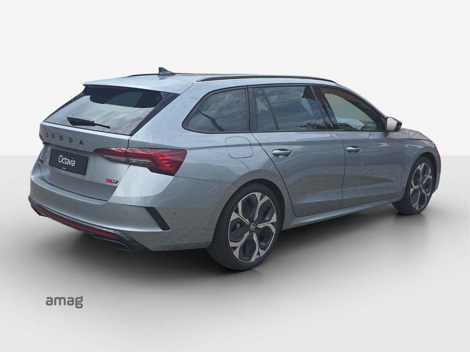 SKODA Octavia Combi 2.0 TSI DSG RS 30 Years Edition-image-4