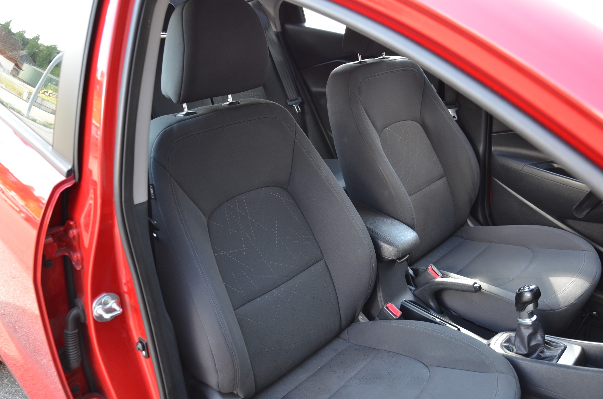 KIA Rio 1.4 CVVT Trend-image-12