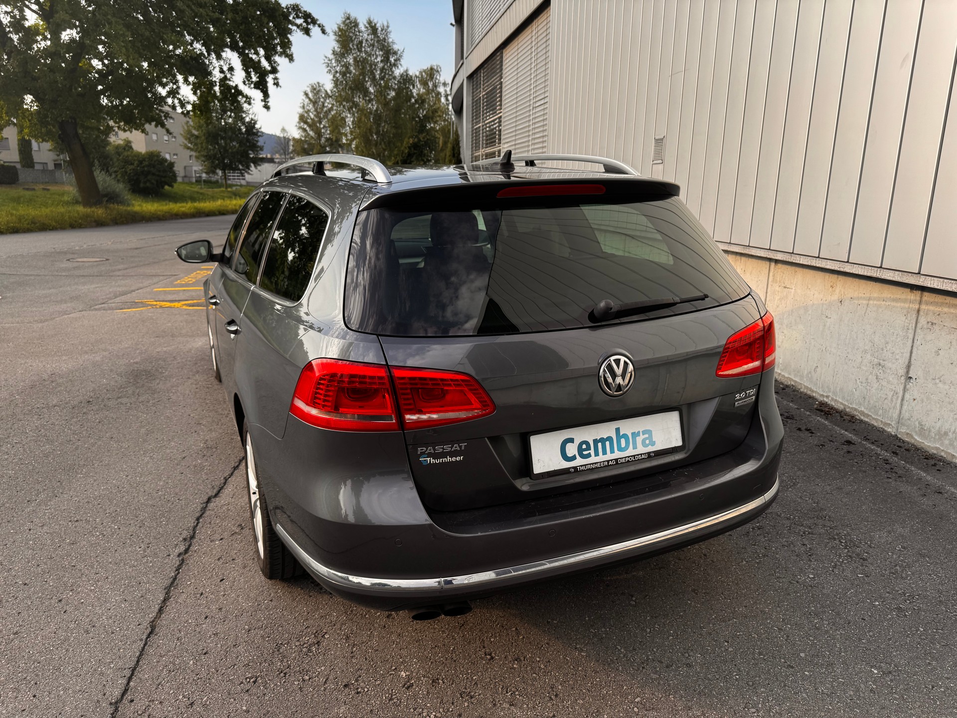 VW Passat Variant 2.0 TDI BMT Highline DSG-image-4