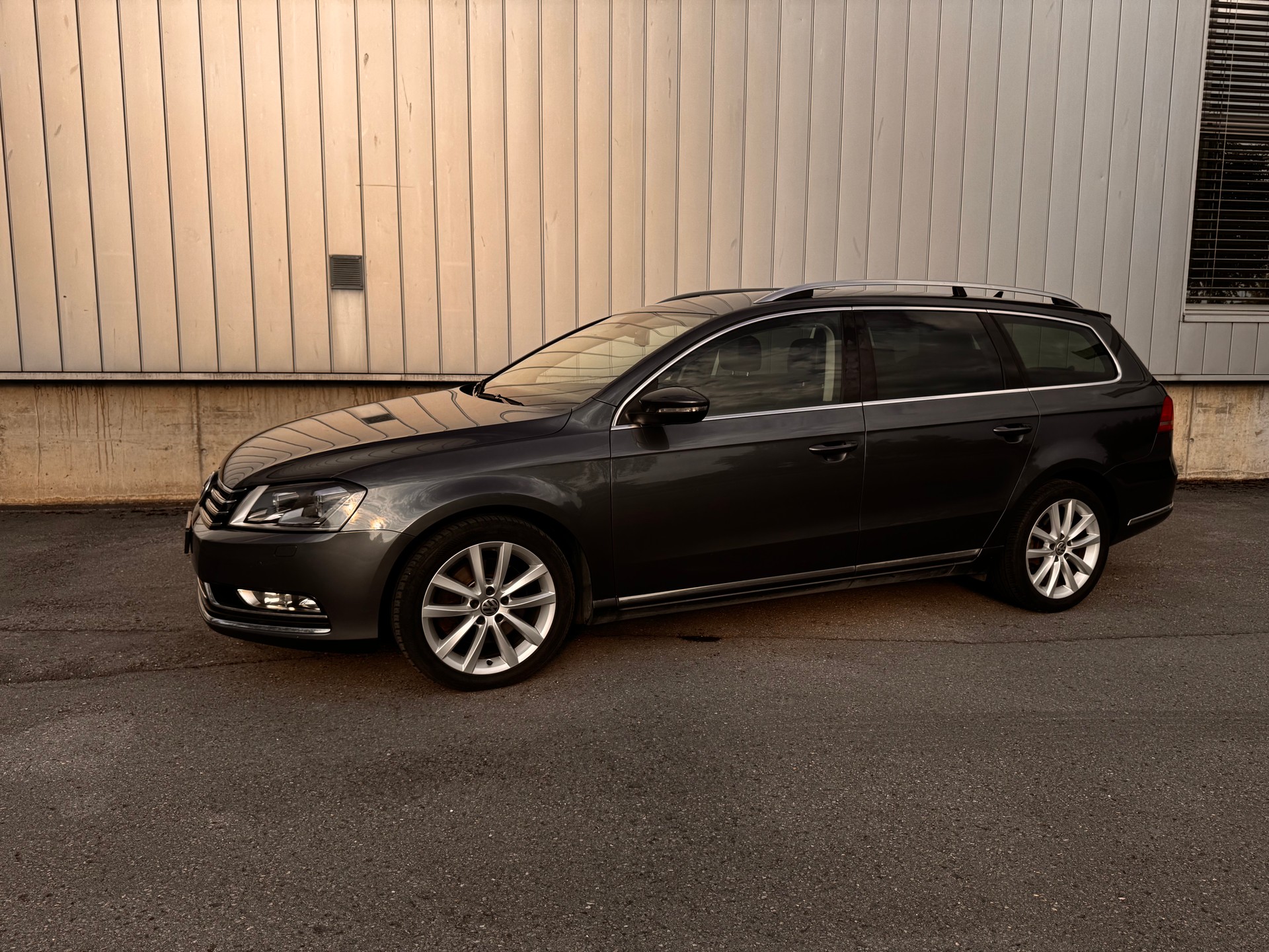 VW Passat Variant 2.0 TDI BMT Highline DSG-image-1