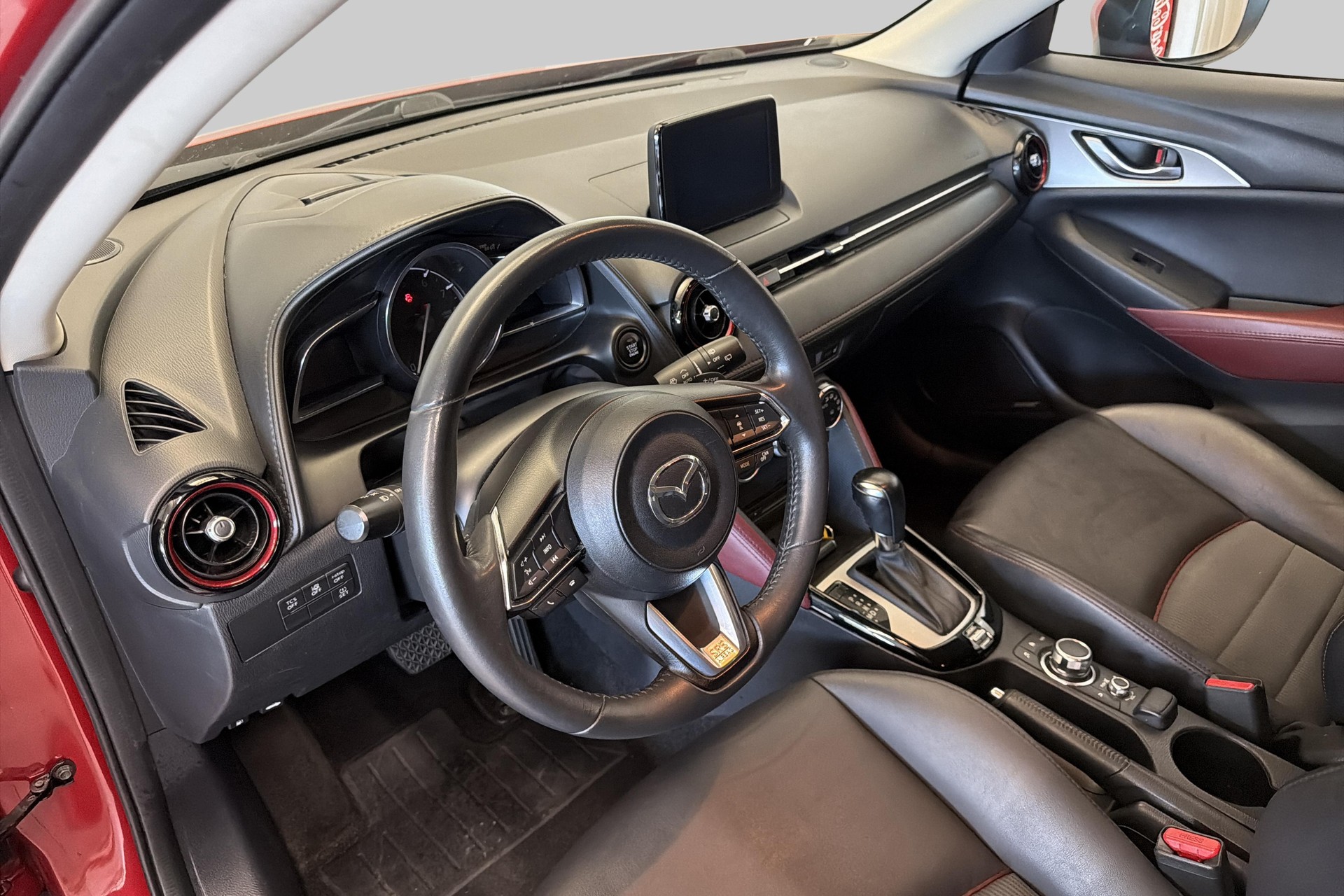 MAZDA CX-3 SKYACTIV-G 150 Revolution AWD Automat-image-8