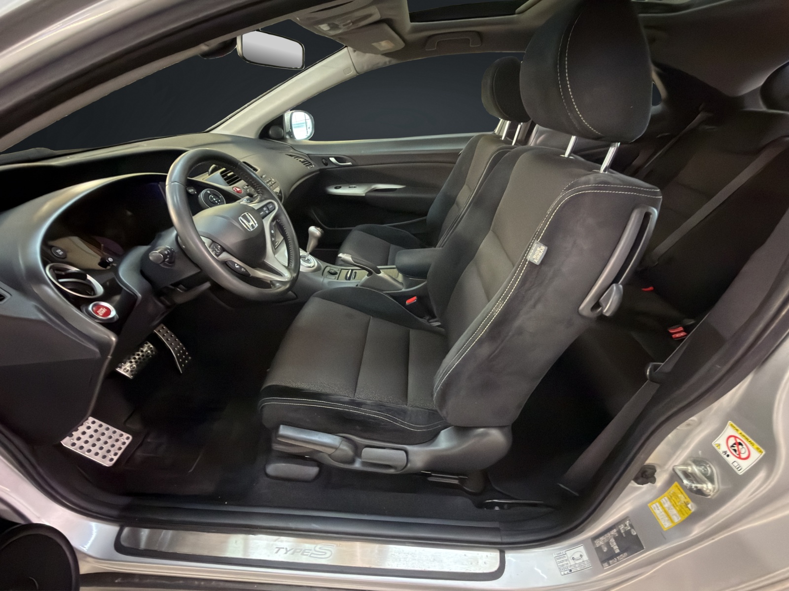 HONDA Civic 1.8i Comfort-image-11