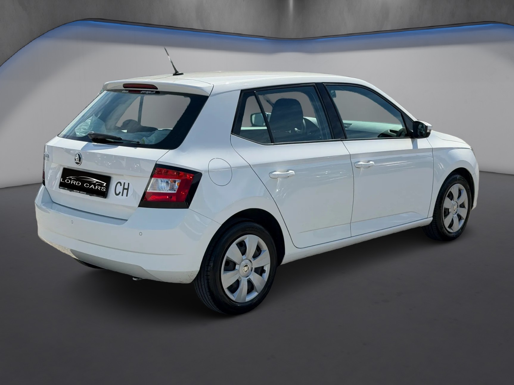 SKODA Fabia 1.0 Active-image-3