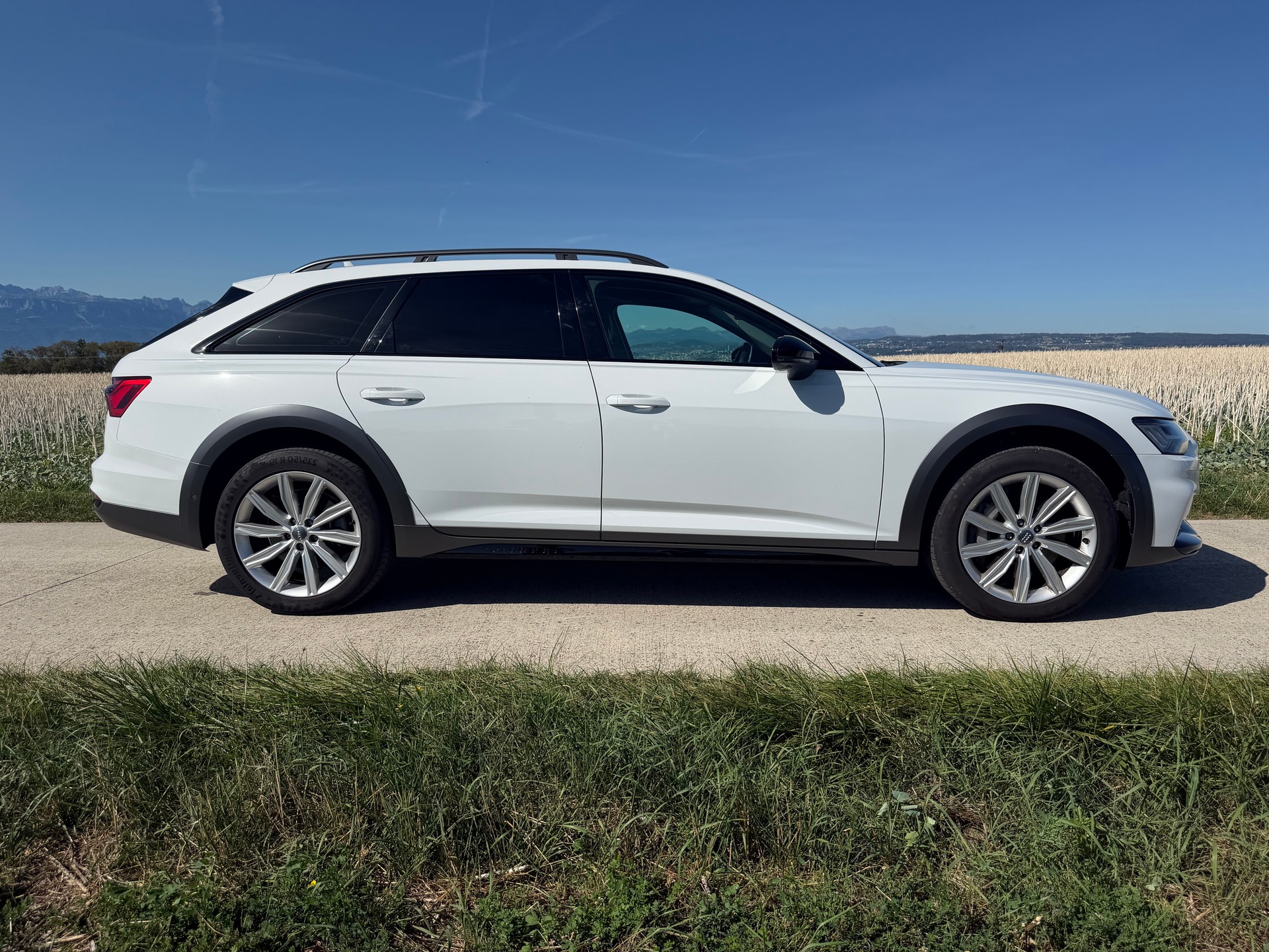 AUDI A6 allroad 55 TFSI quattro S-tronic-image-1