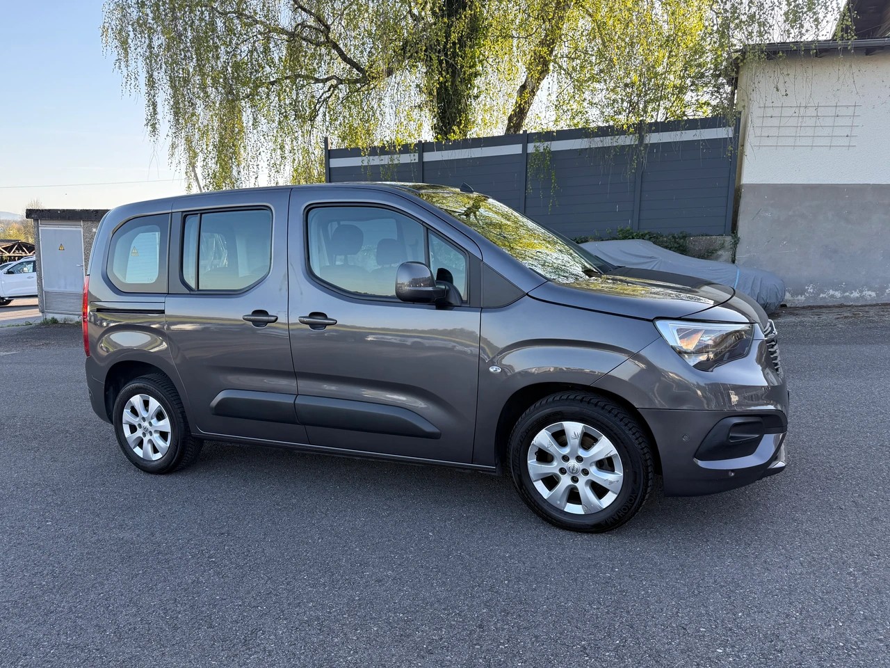 OPEL Combo Life 1.5 Innovation-image-4