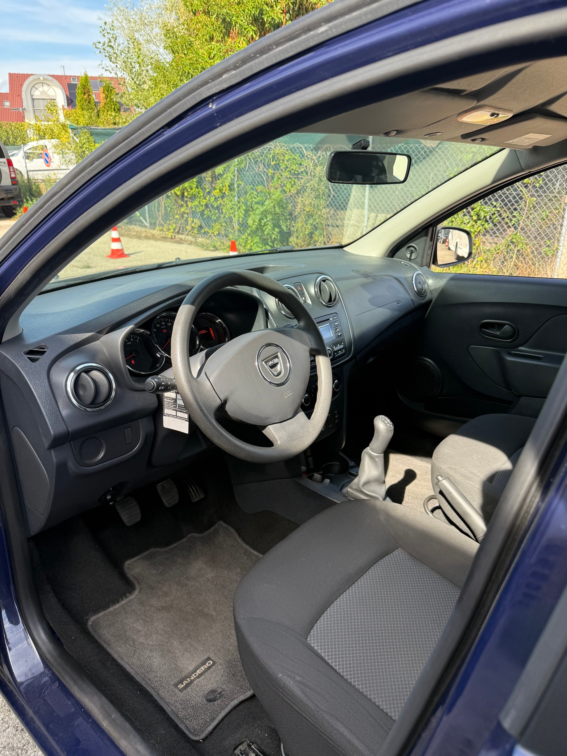 DACIA Duster 1.2 T Ambiance 4x4-image-9