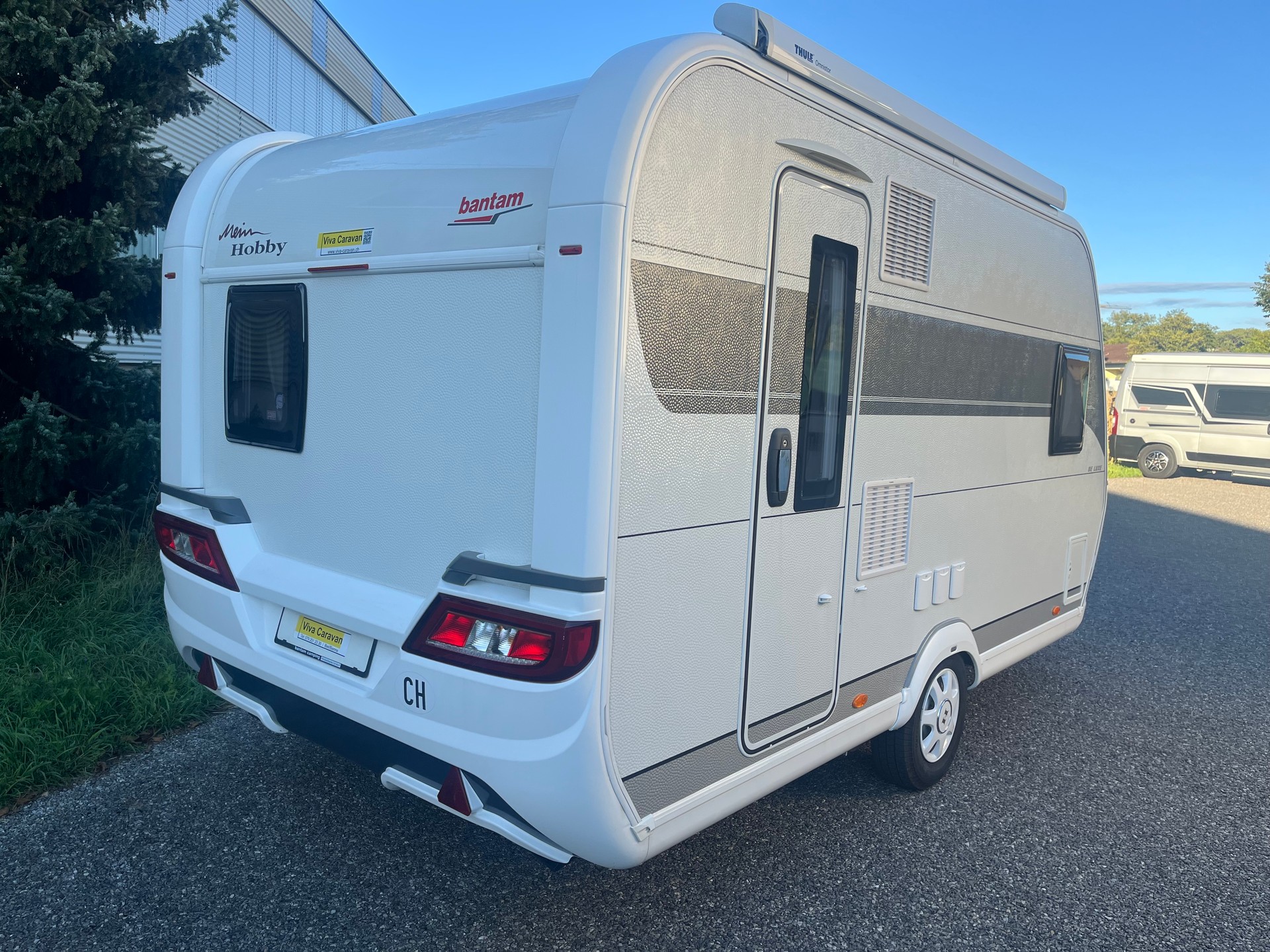 HOBBY De Luxe 400 SFE ***Neuwertig***-image-2