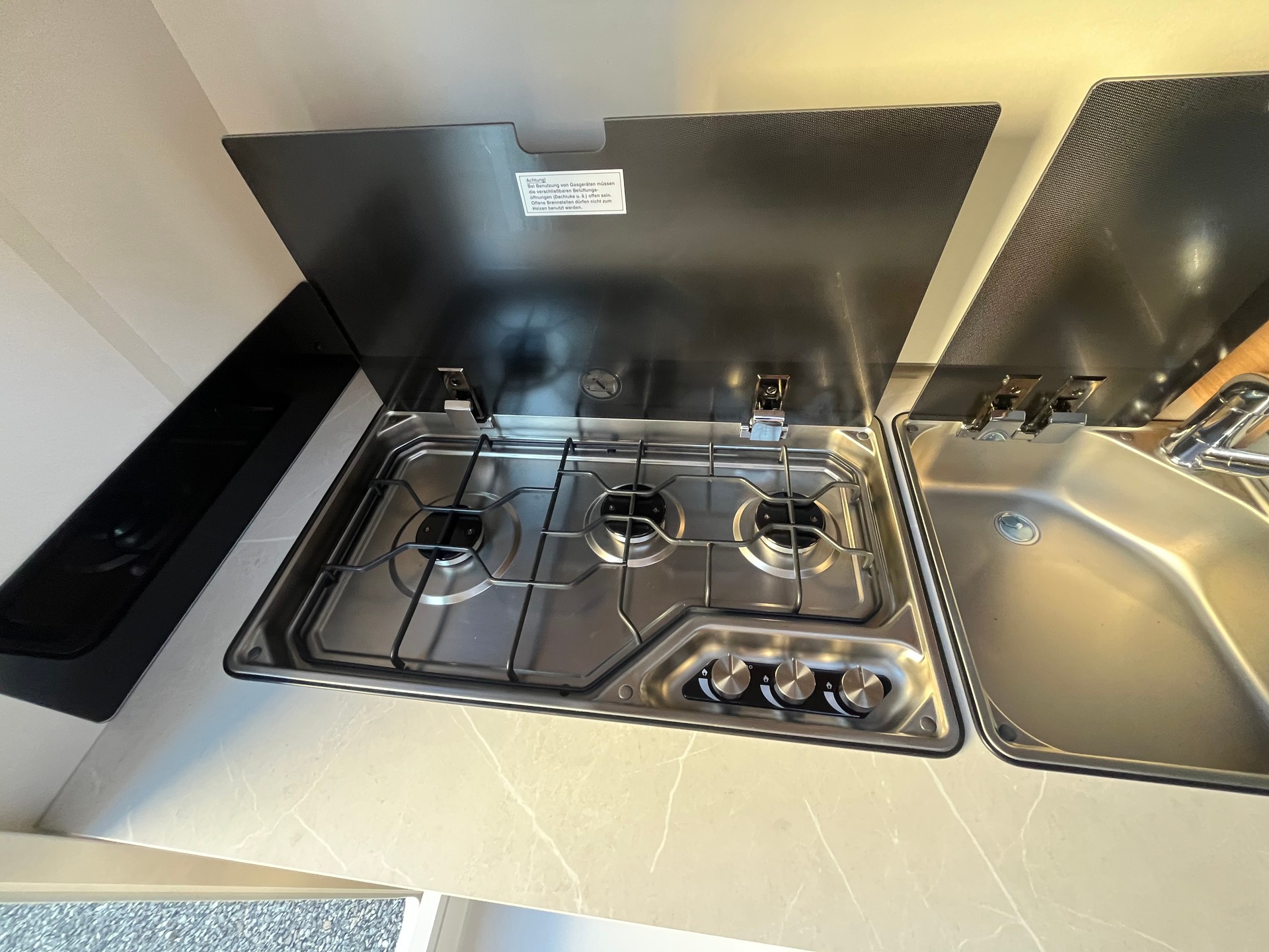 HOBBY De Luxe 400 SFE ***Neuwertig***-image-10