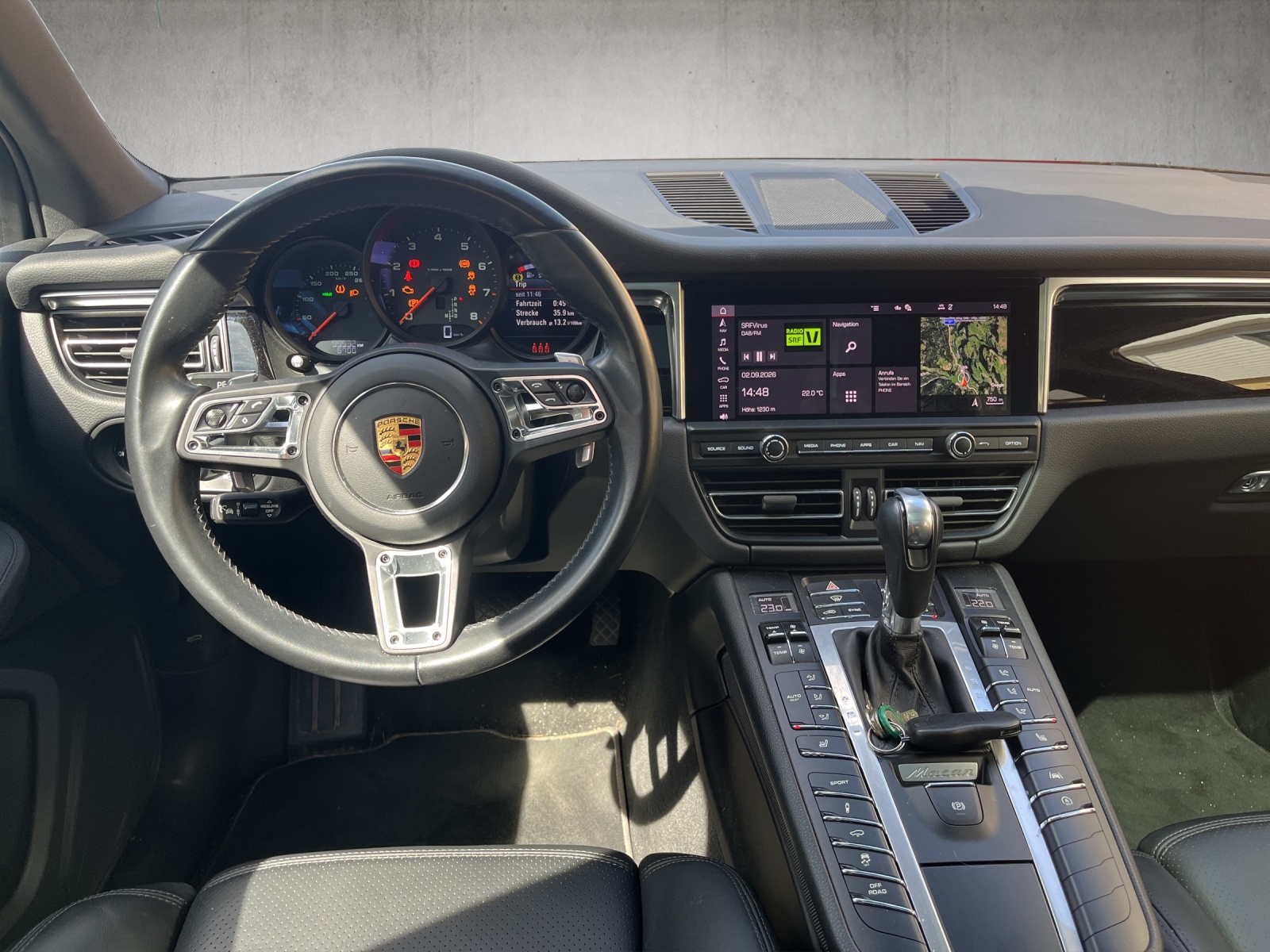 PORSCHE Macan PDK-image-5