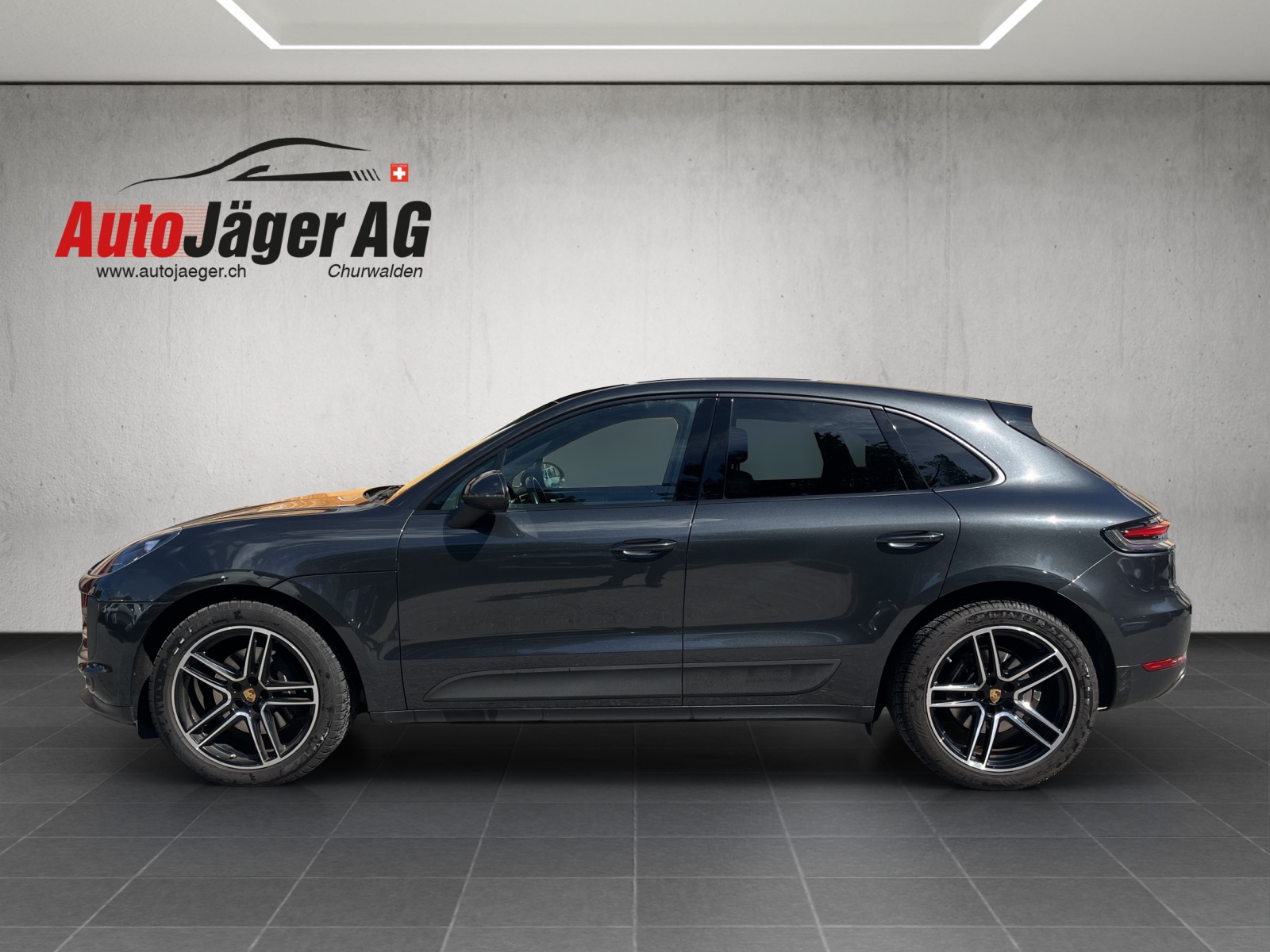 PORSCHE Macan PDK-image-2